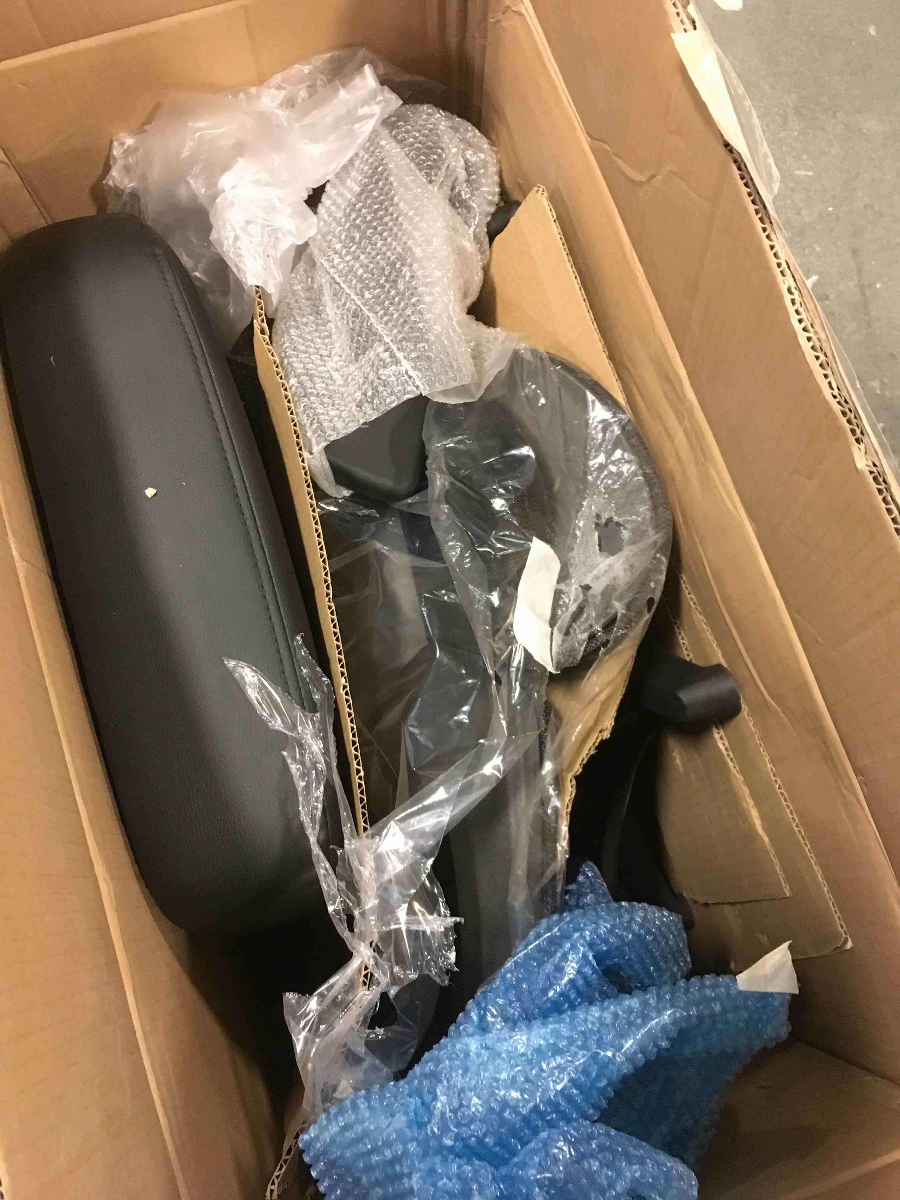 https://s3.amazonaws.com/lotting-images-prod/bidfta/YEL6303266_1713183945257.jpeg