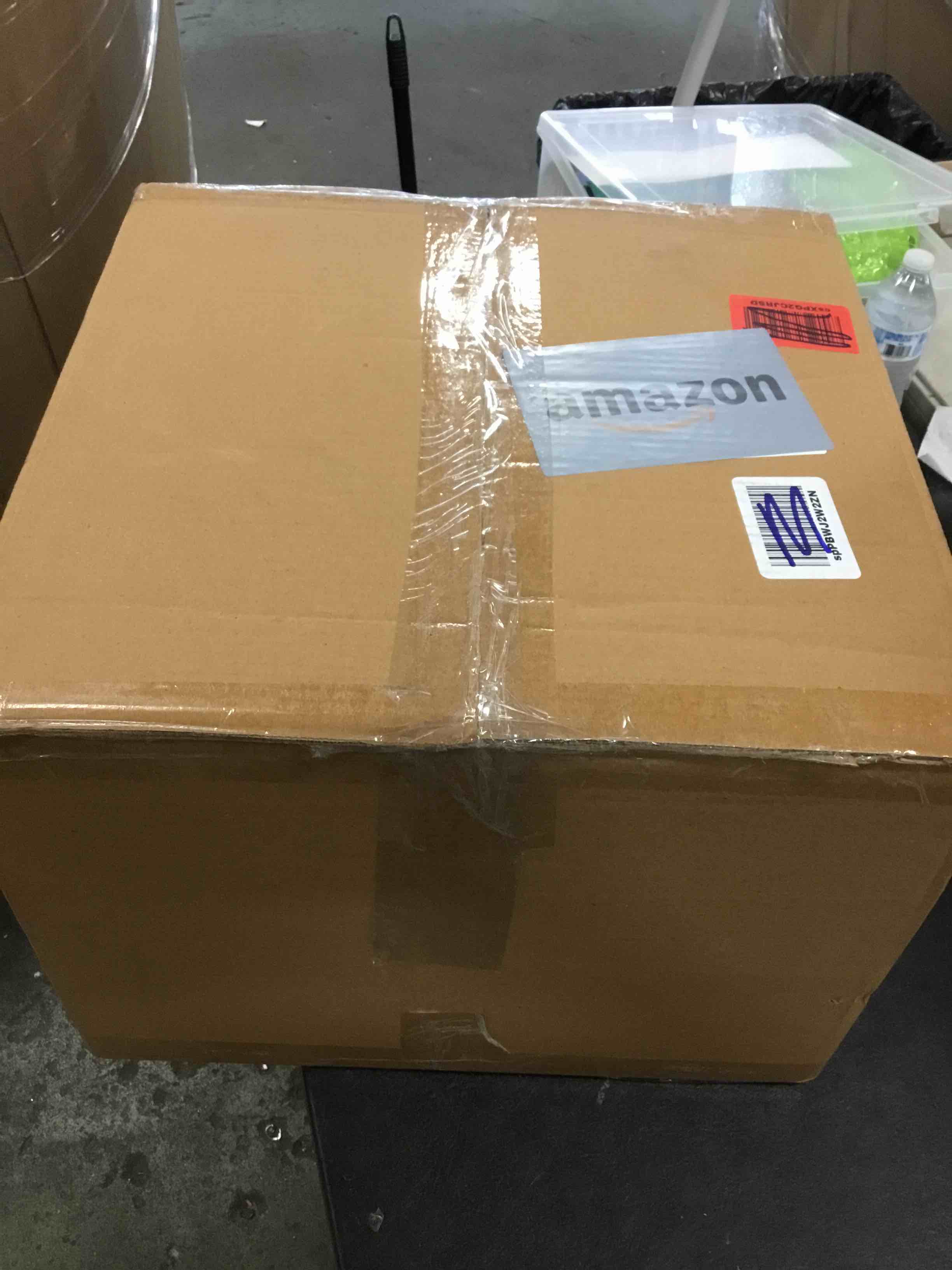 https://s3.amazonaws.com/lotting-images-prod/bidfta/YEL6303600_1713183453890.jpeg