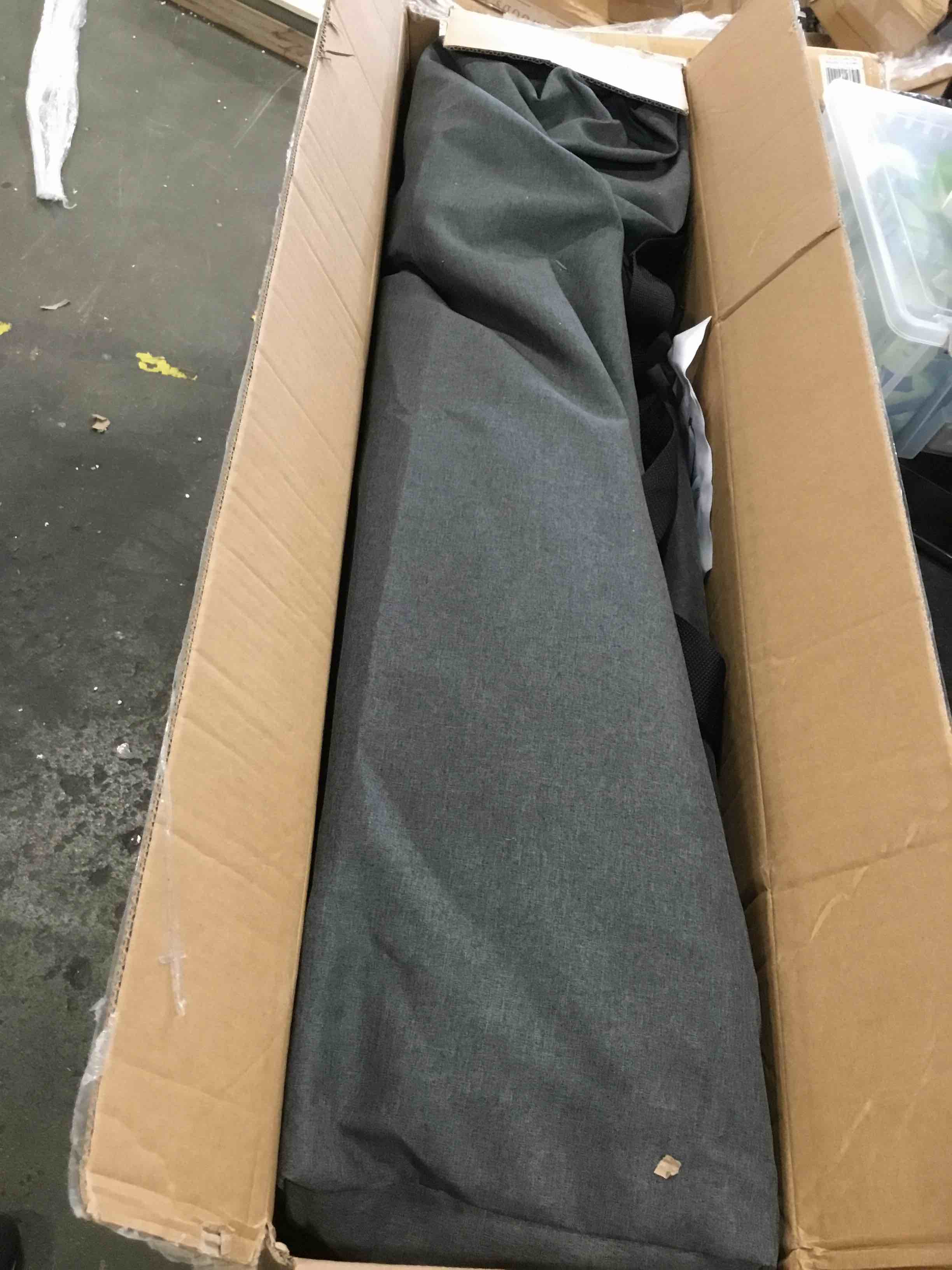 https://s3.amazonaws.com/lotting-images-prod/bidfta/YEL6303766_1713205642526.jpeg