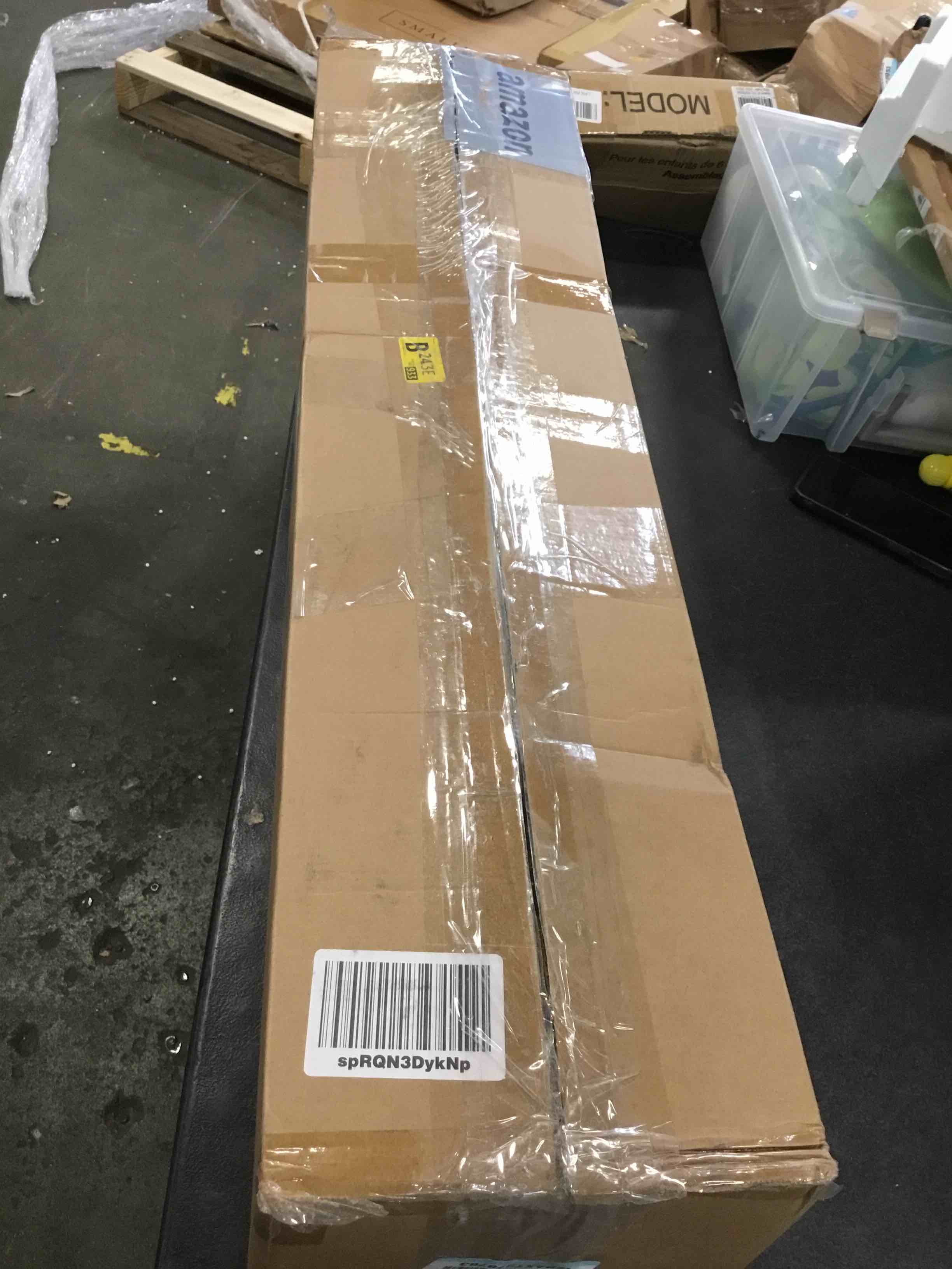 https://s3.amazonaws.com/lotting-images-prod/bidfta/YEL6303766_1713205670853.jpeg