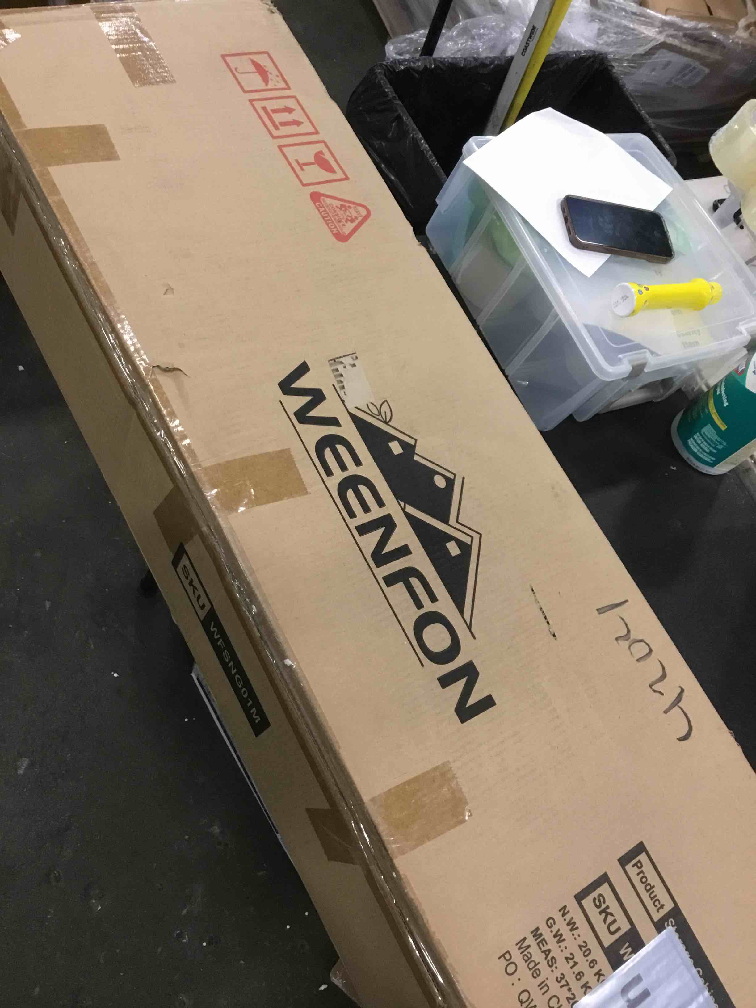 https://s3.amazonaws.com/lotting-images-prod/bidfta/YEL6303860_1713274431008.jpeg