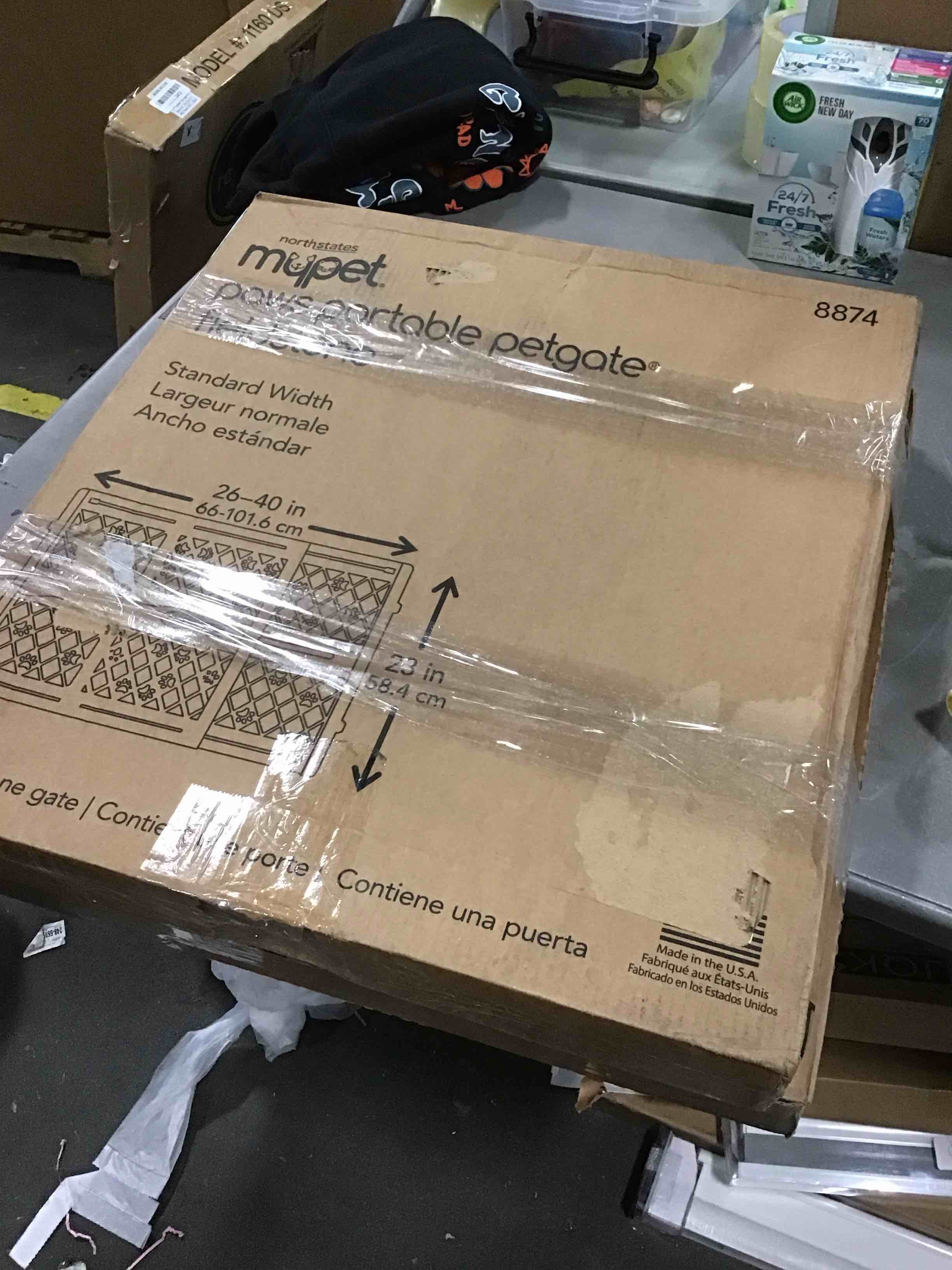 https://s3.amazonaws.com/lotting-images-prod/bidfta/YEL6305290_1712937263509.jpeg
