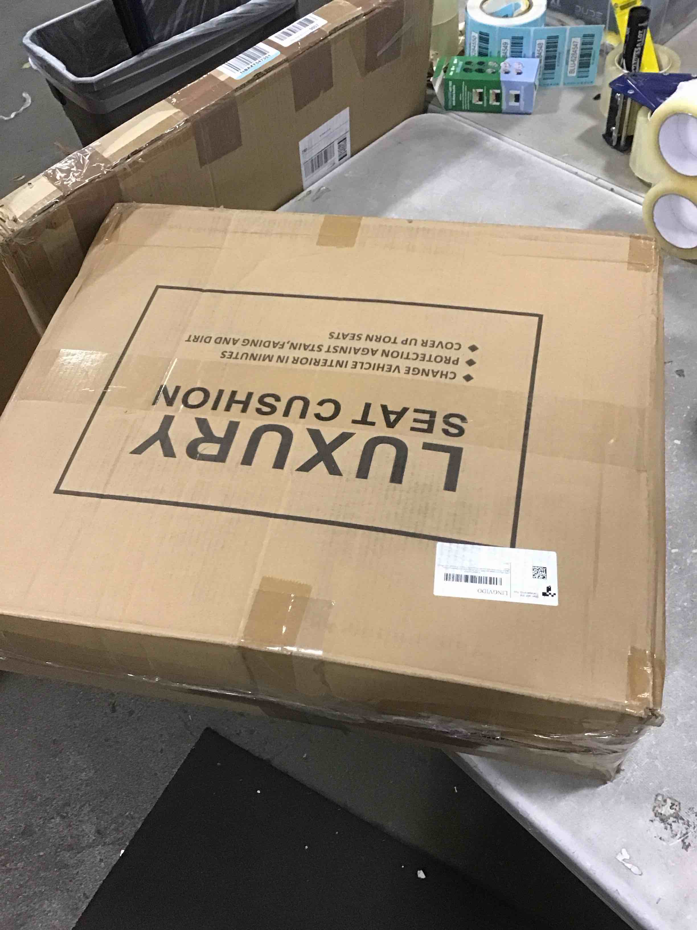 https://s3.amazonaws.com/lotting-images-prod/bidfta/YEL6305556_1713787622131.jpeg