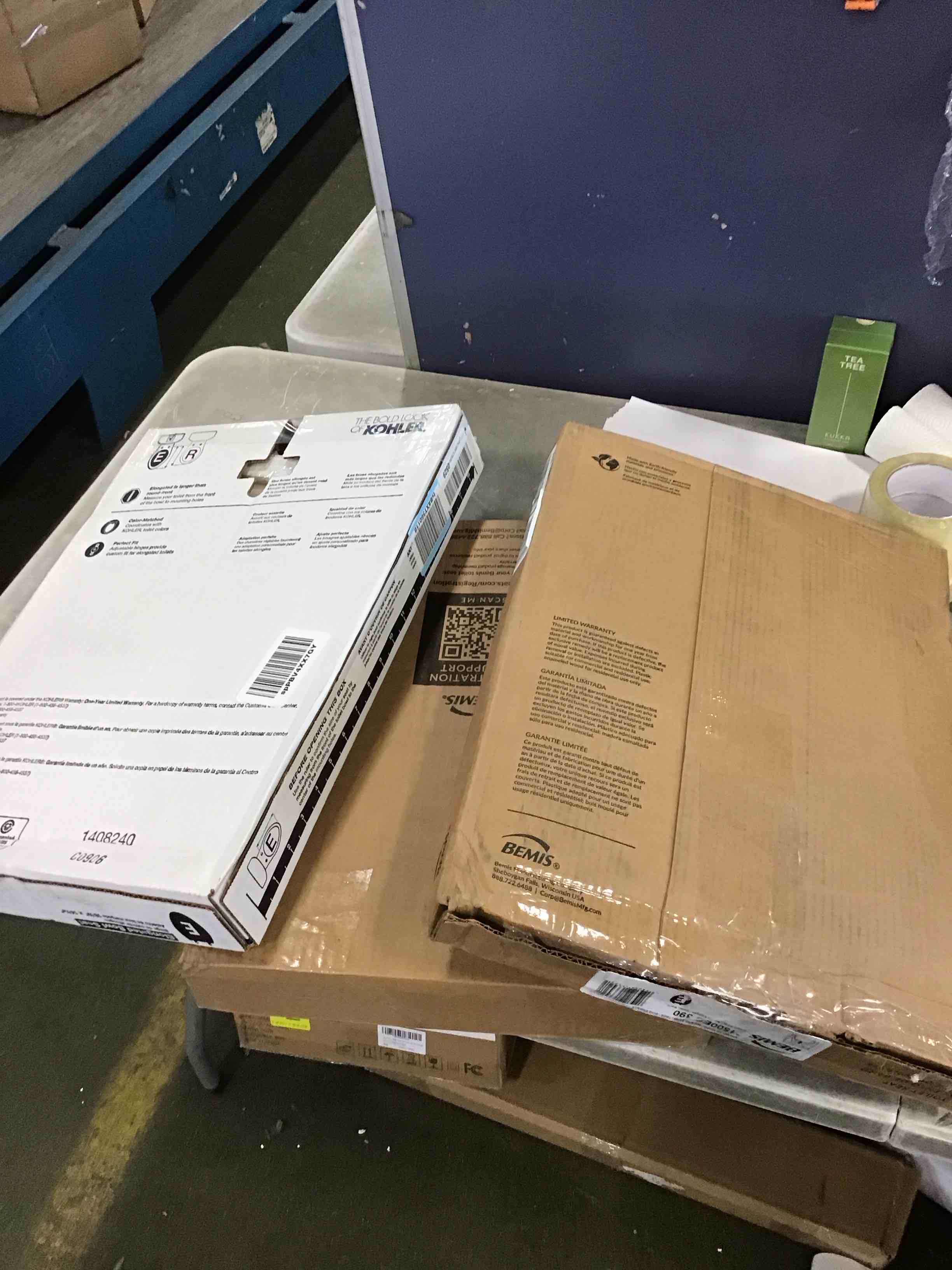 Assortment of Round Bowl Seats, fits all round toilets, different styles and different sizes, from different brands,