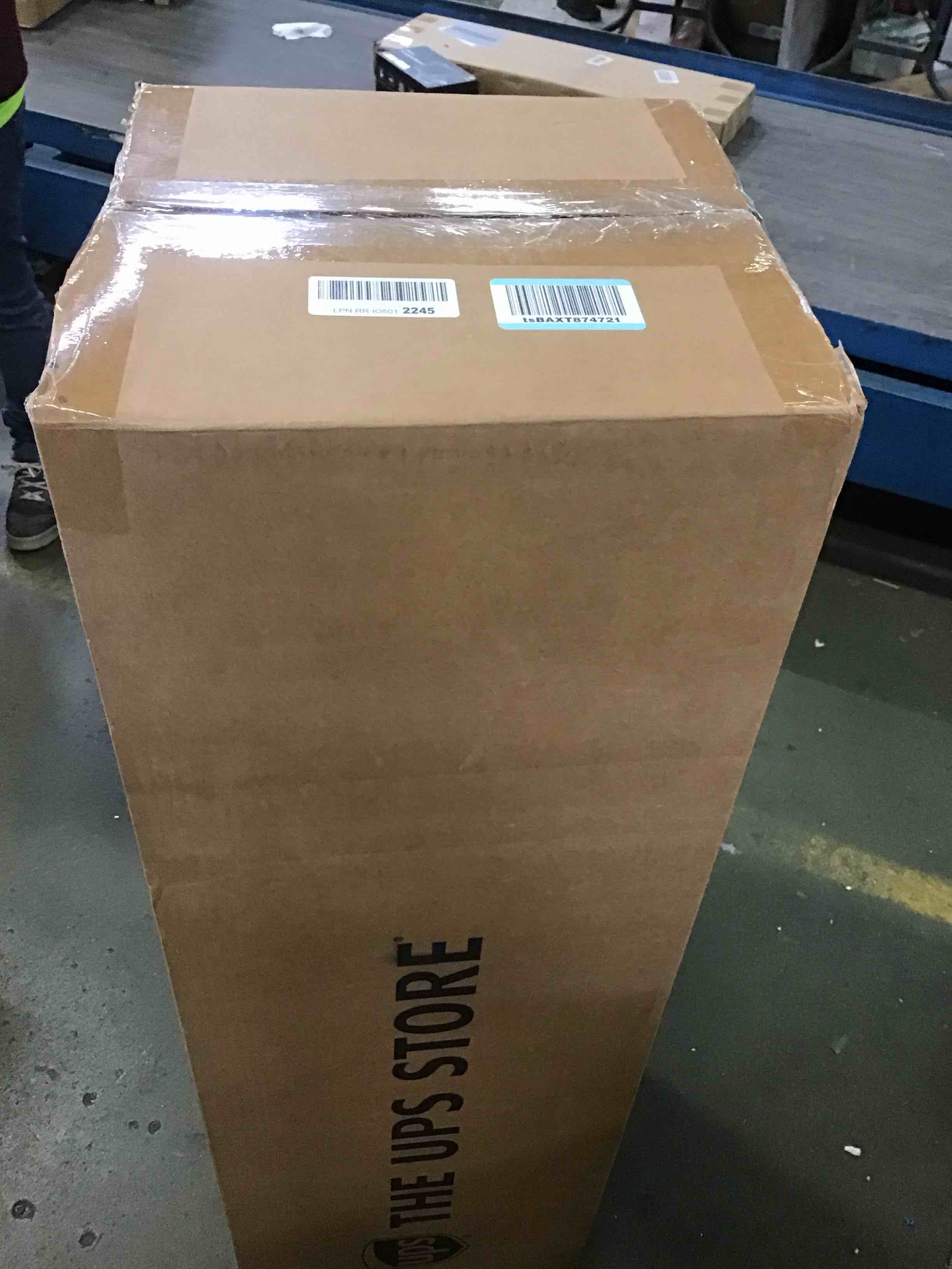 https://s3.amazonaws.com/lotting-images-prod/bidfta/YEL6306170_1714061001145.jpeg