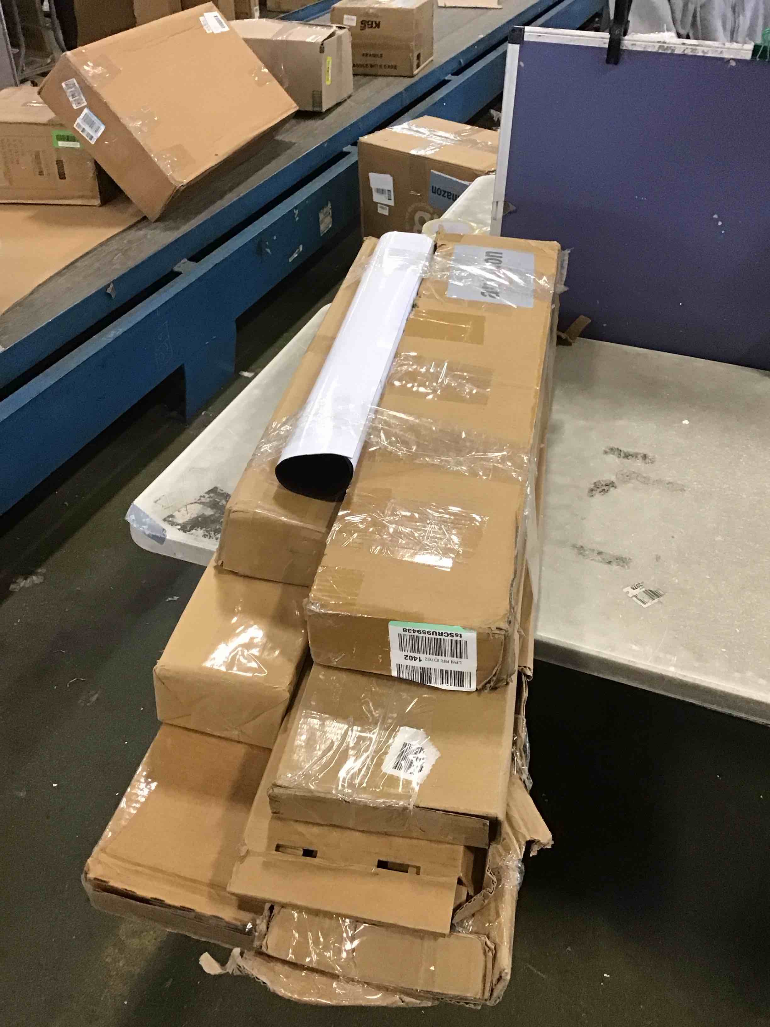 https://s3.amazonaws.com/lotting-images-prod/bidfta/YEL6306188_1714062997295.jpeg
