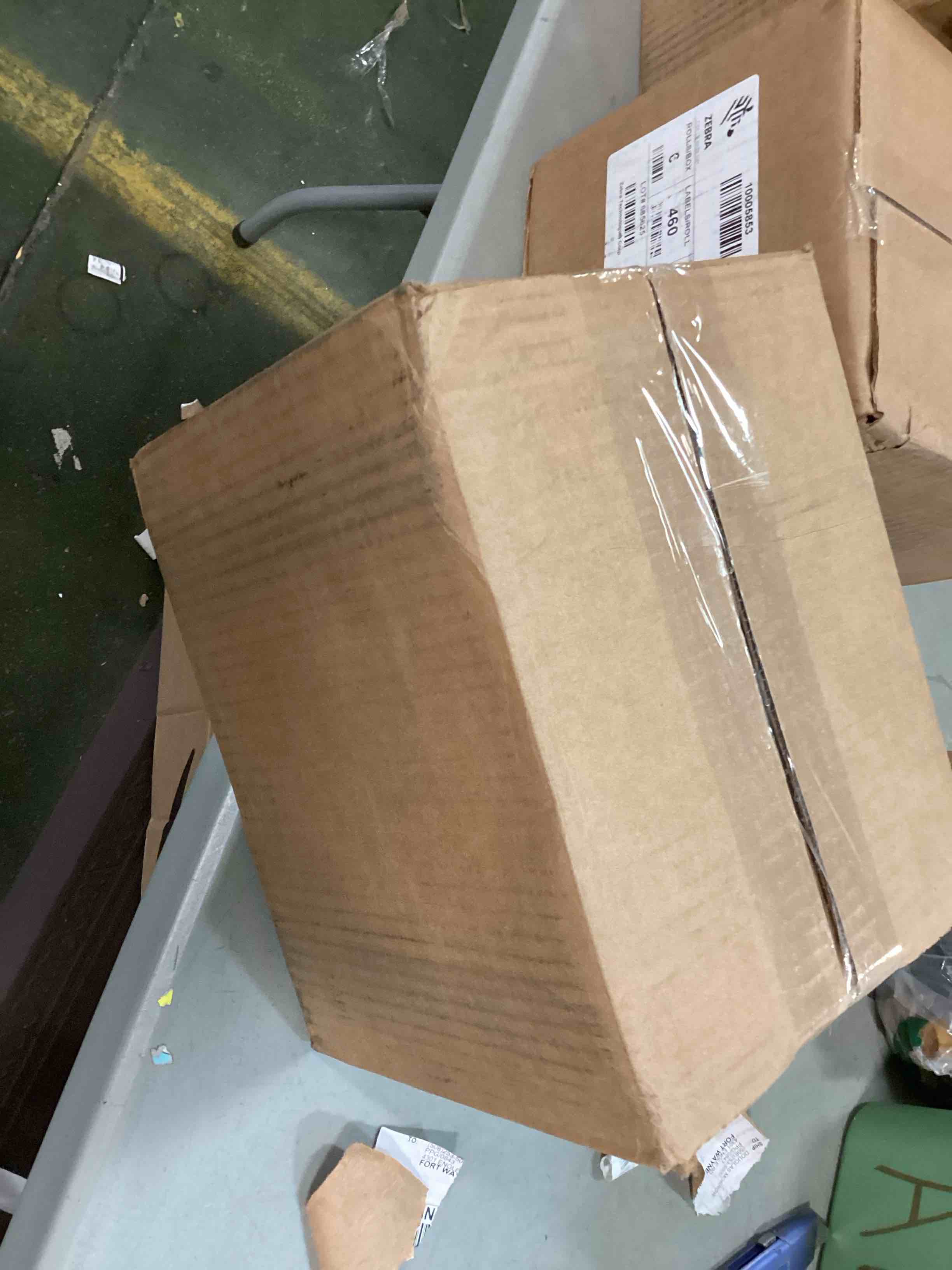 https://s3.amazonaws.com/lotting-images-prod/bidfta/YEL6306575_1712927205102.jpeg