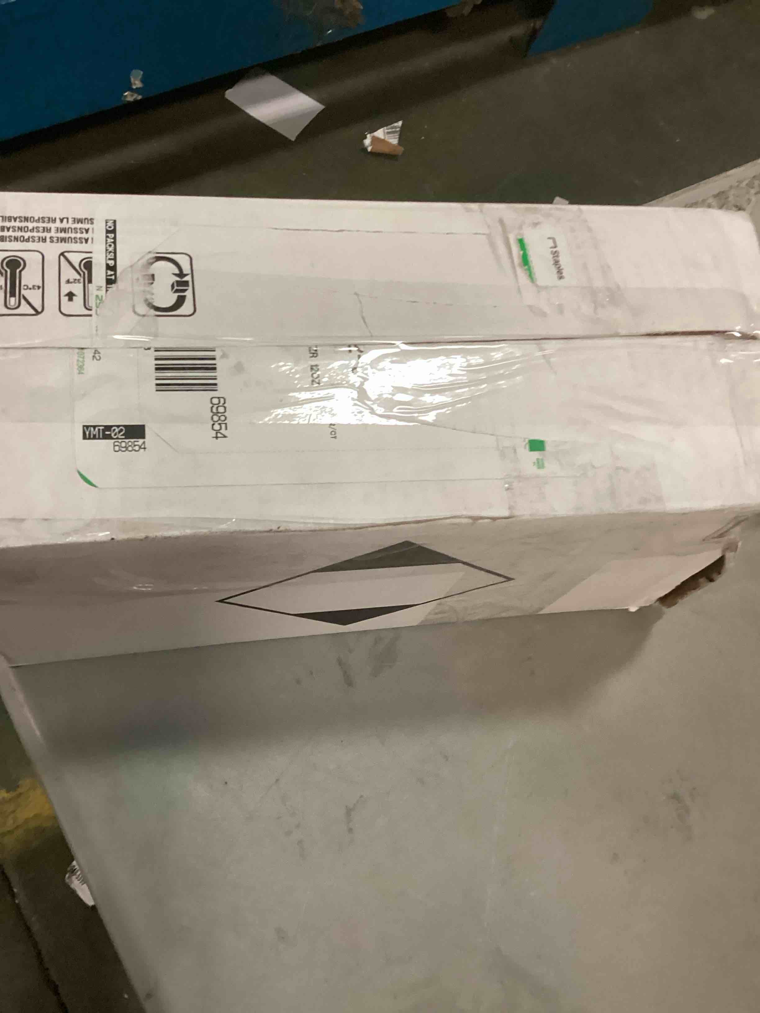 https://s3.amazonaws.com/lotting-images-prod/bidfta/YEL6306639_1712936294265.jpeg