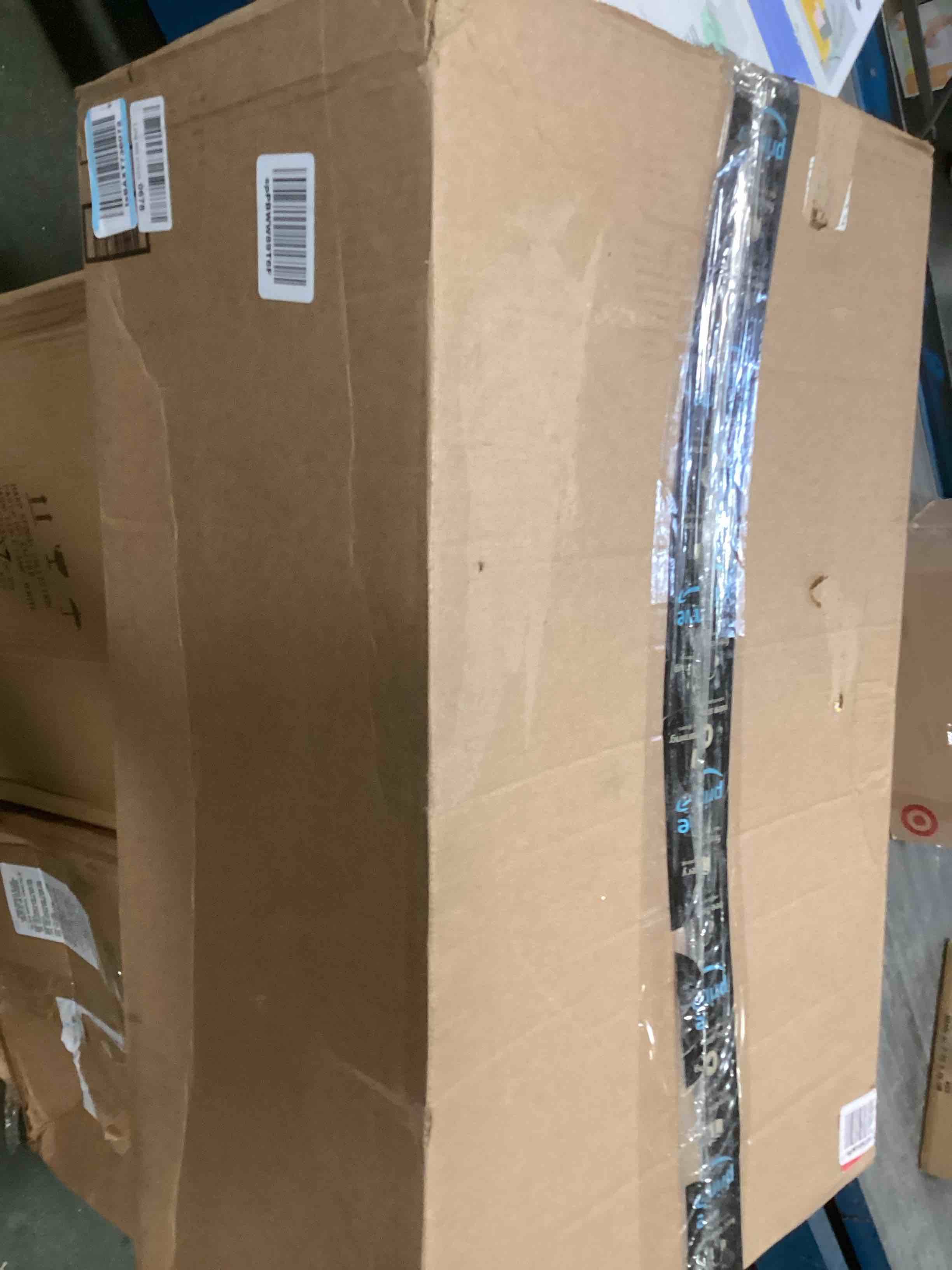 https://s3.amazonaws.com/lotting-images-prod/bidfta/YEL6307369_1713359981888.jpeg