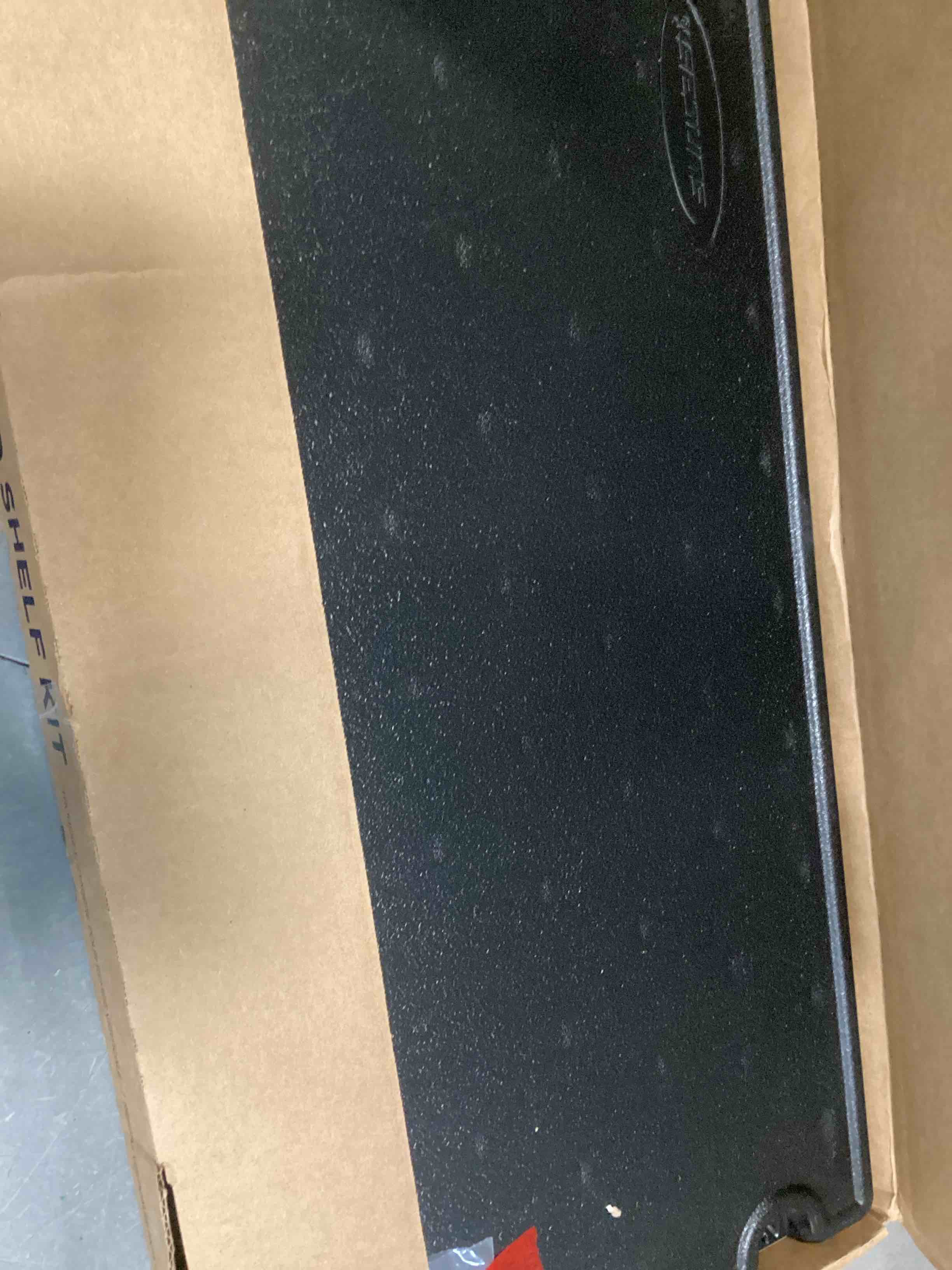 https://s3.amazonaws.com/lotting-images-prod/bidfta/YEL6307385_1713361324843.jpeg