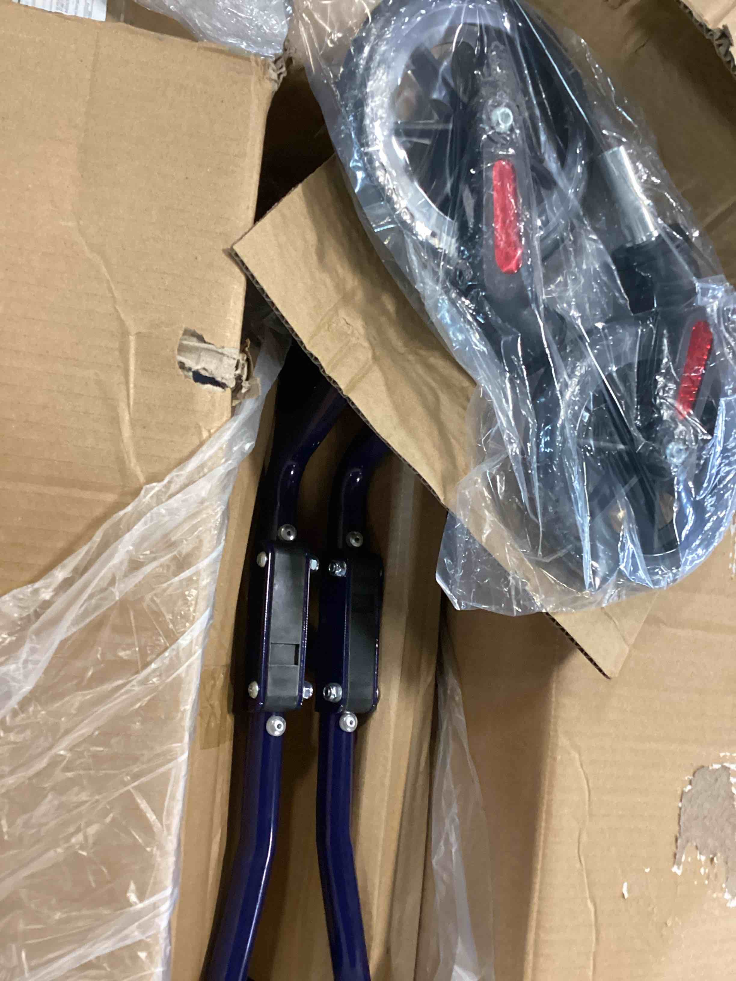 https://s3.amazonaws.com/lotting-images-prod/bidfta/YEL6307806_1713539953569.jpeg