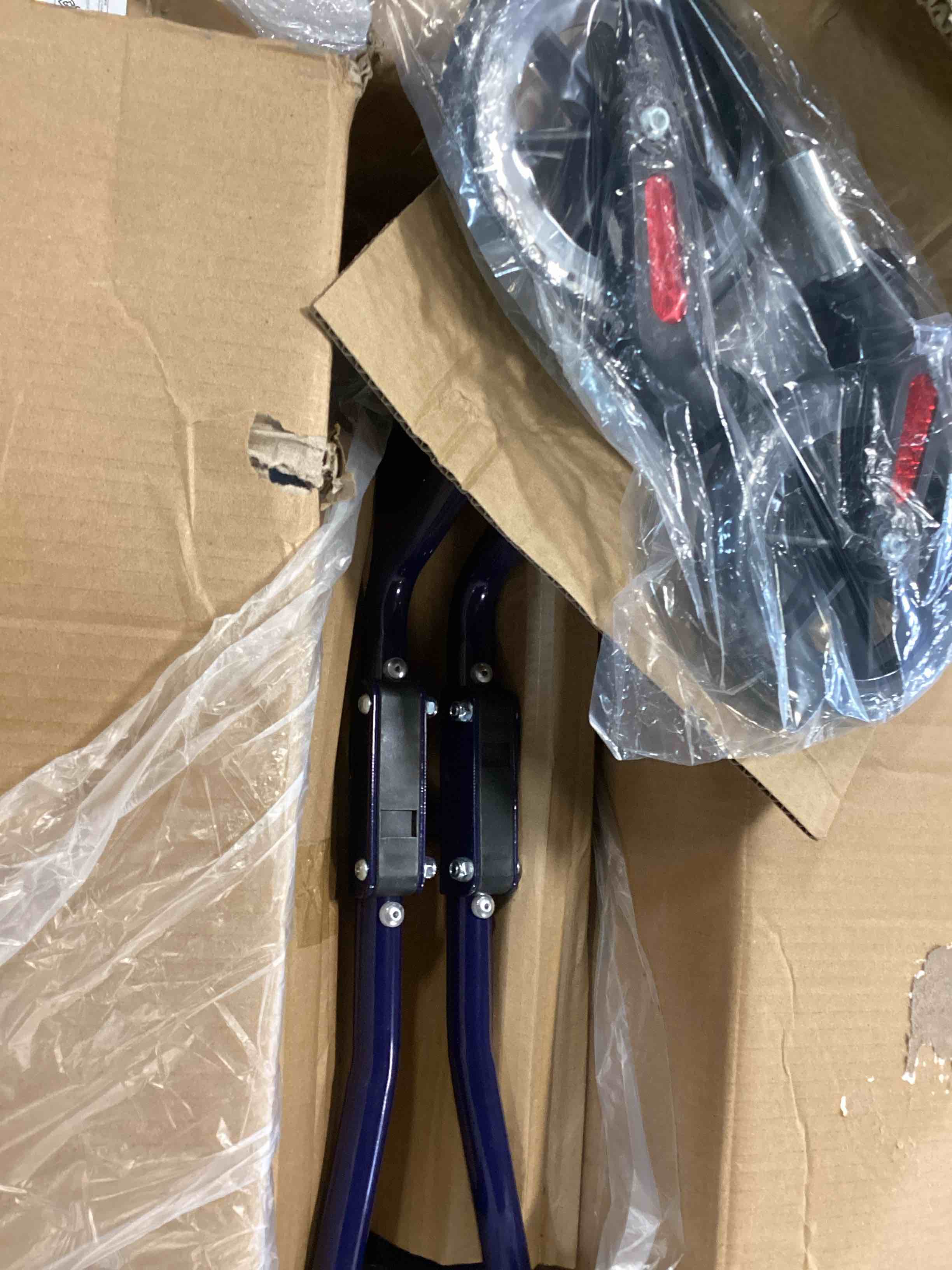 https://s3.amazonaws.com/lotting-images-prod/bidfta/YEL6307806_1713539954569.jpeg