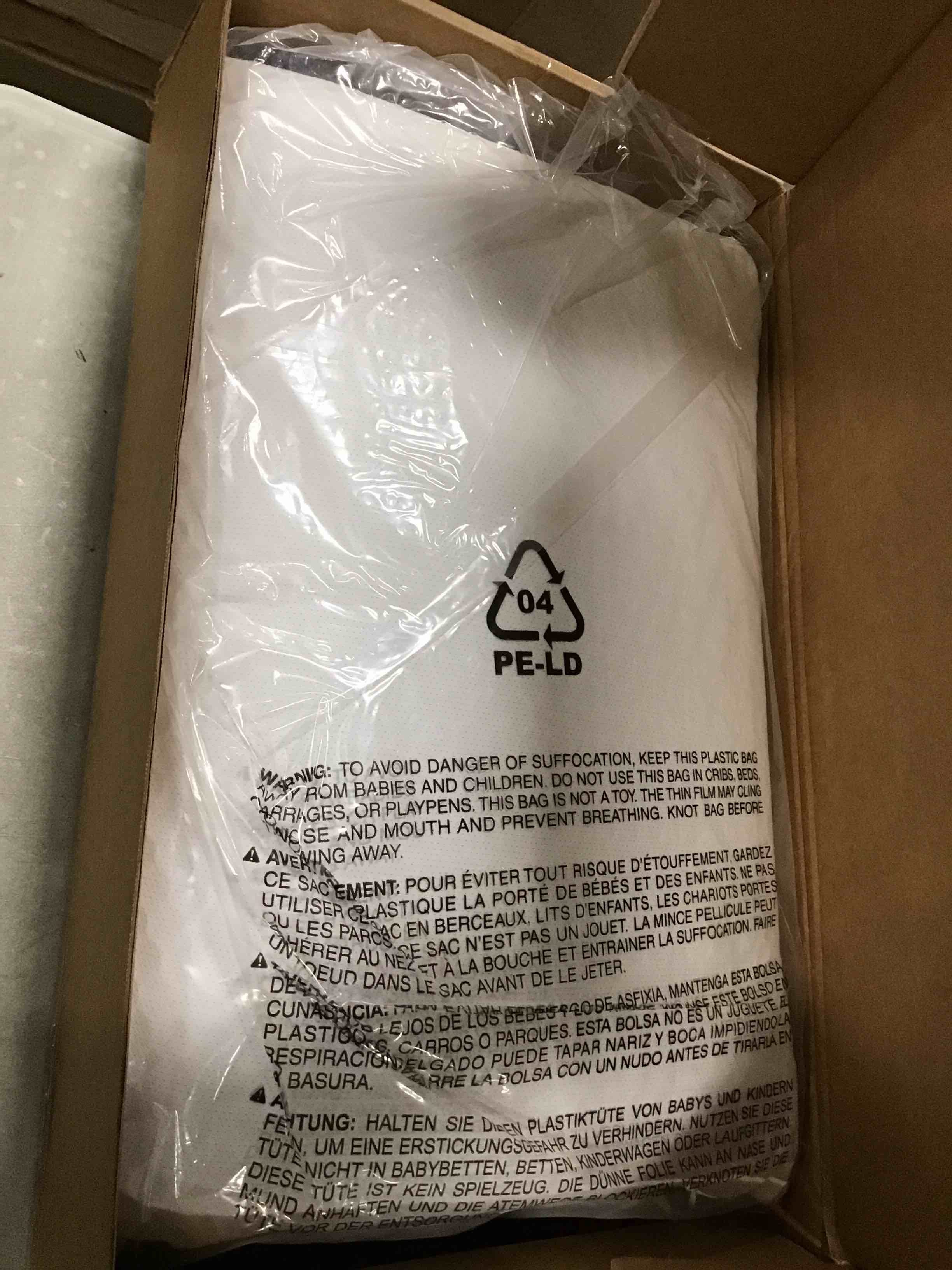 https://s3.amazonaws.com/lotting-images-prod/bidfta/YEL6307965_1711452695953.jpeg