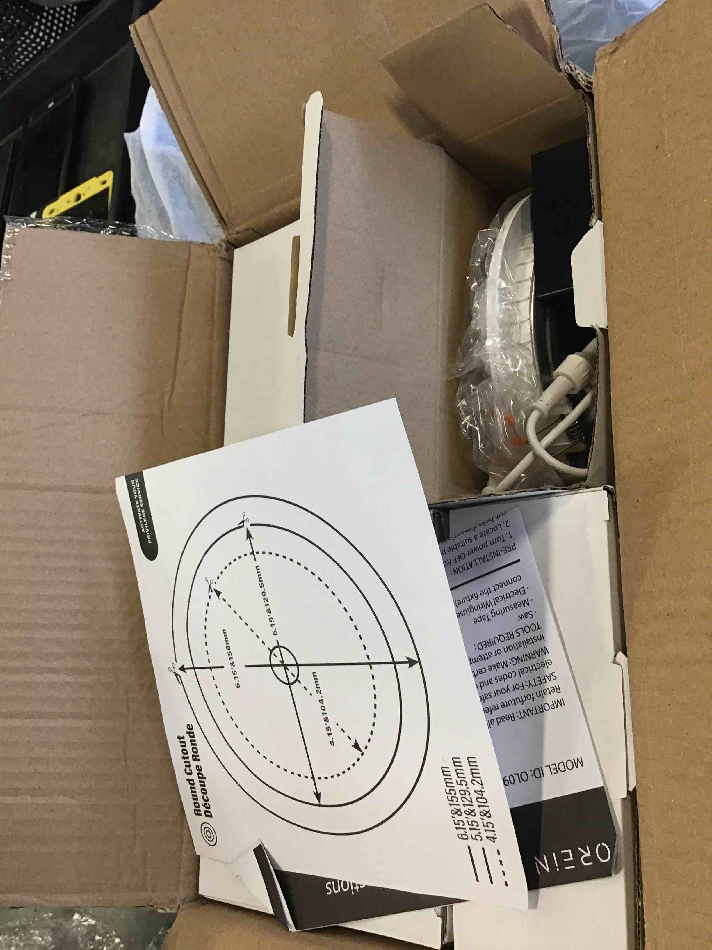 https://s3.amazonaws.com/lotting-images-prod/bidfta/YEL6309141_1712070271177.jpeg