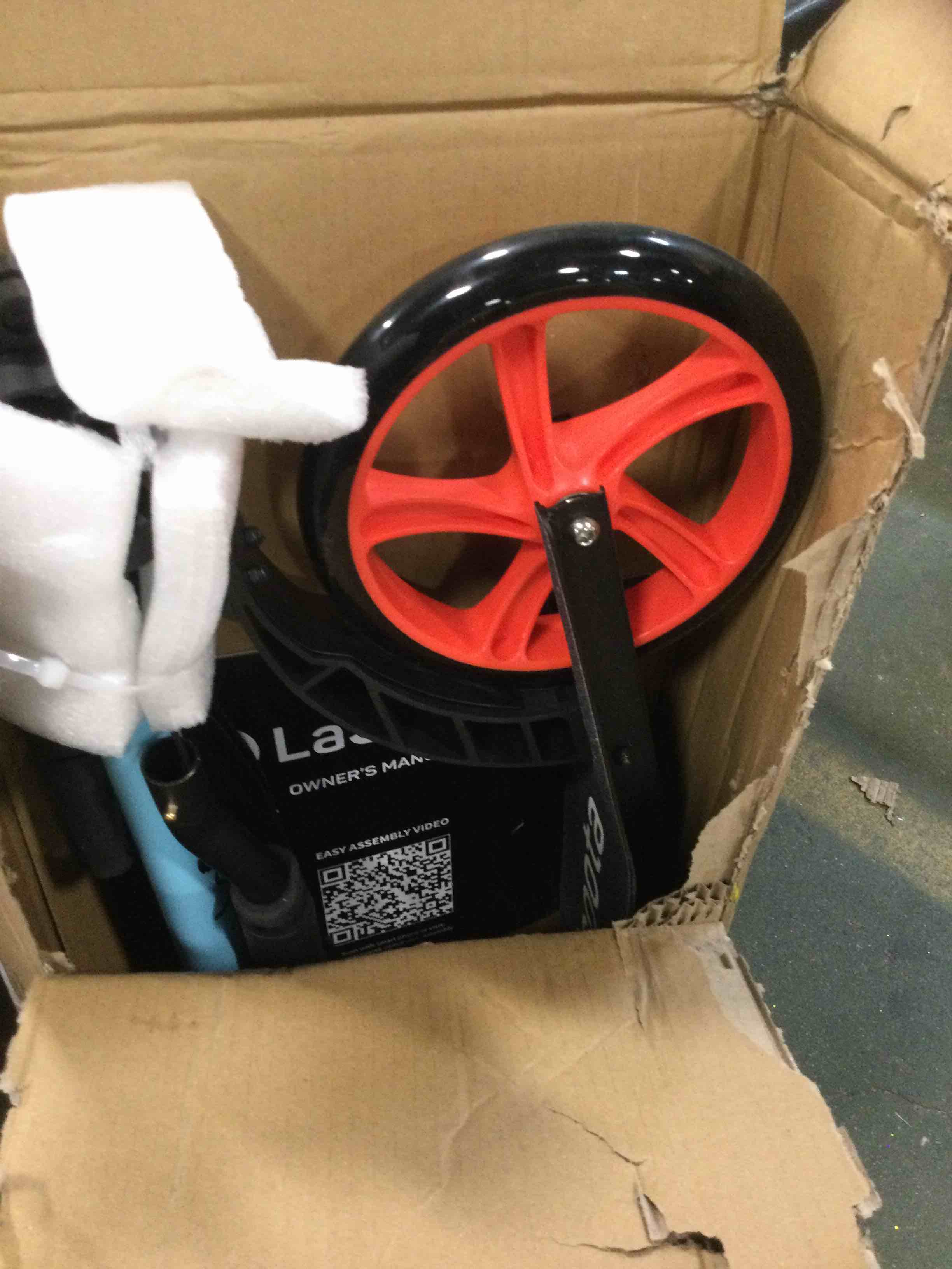 https://s3.amazonaws.com/lotting-images-prod/bidfta/YEL6310991_1711546442670.jpeg
