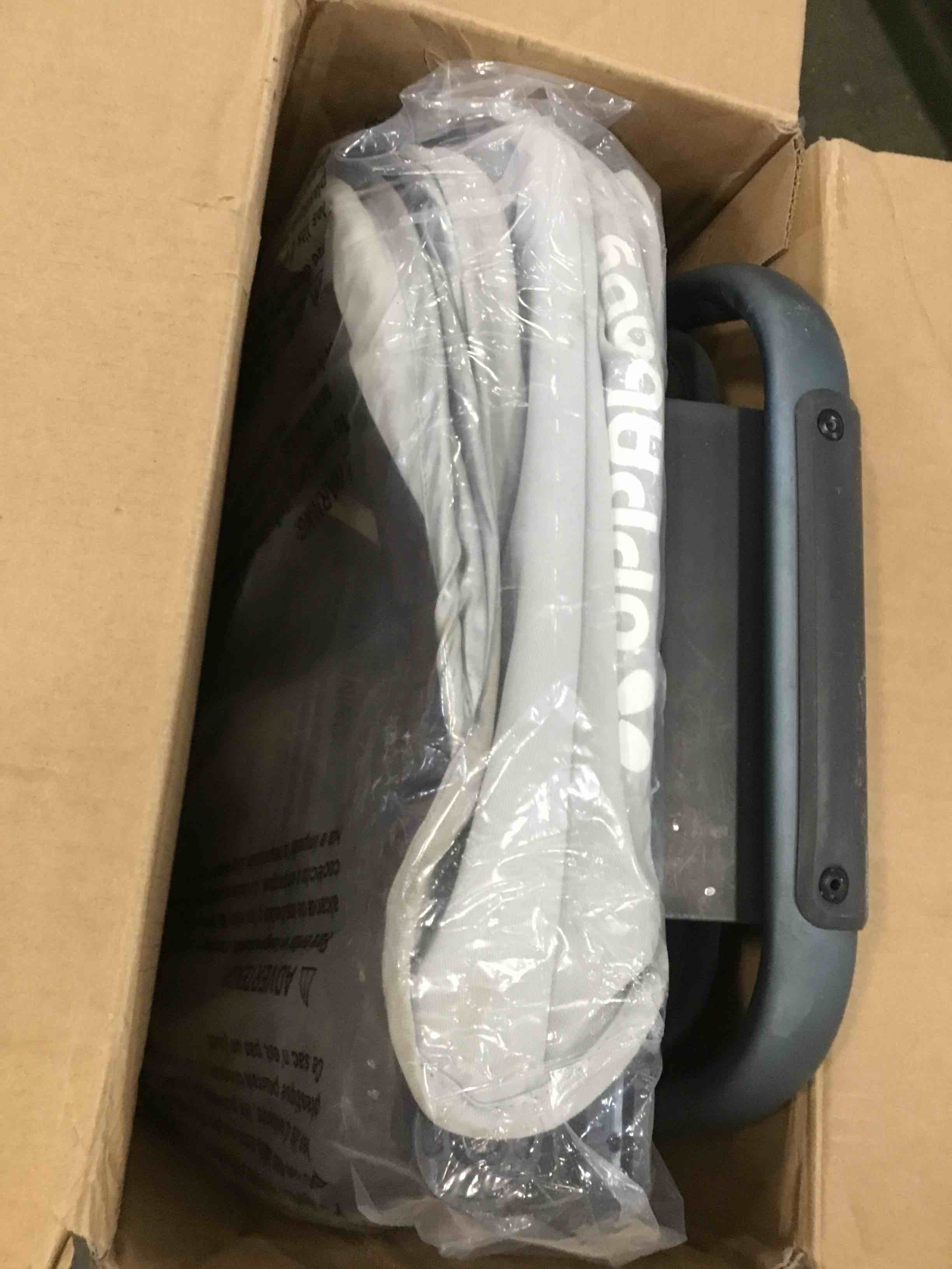 https://s3.amazonaws.com/lotting-images-prod/bidfta/YEL6311588_1711736067634.jpeg