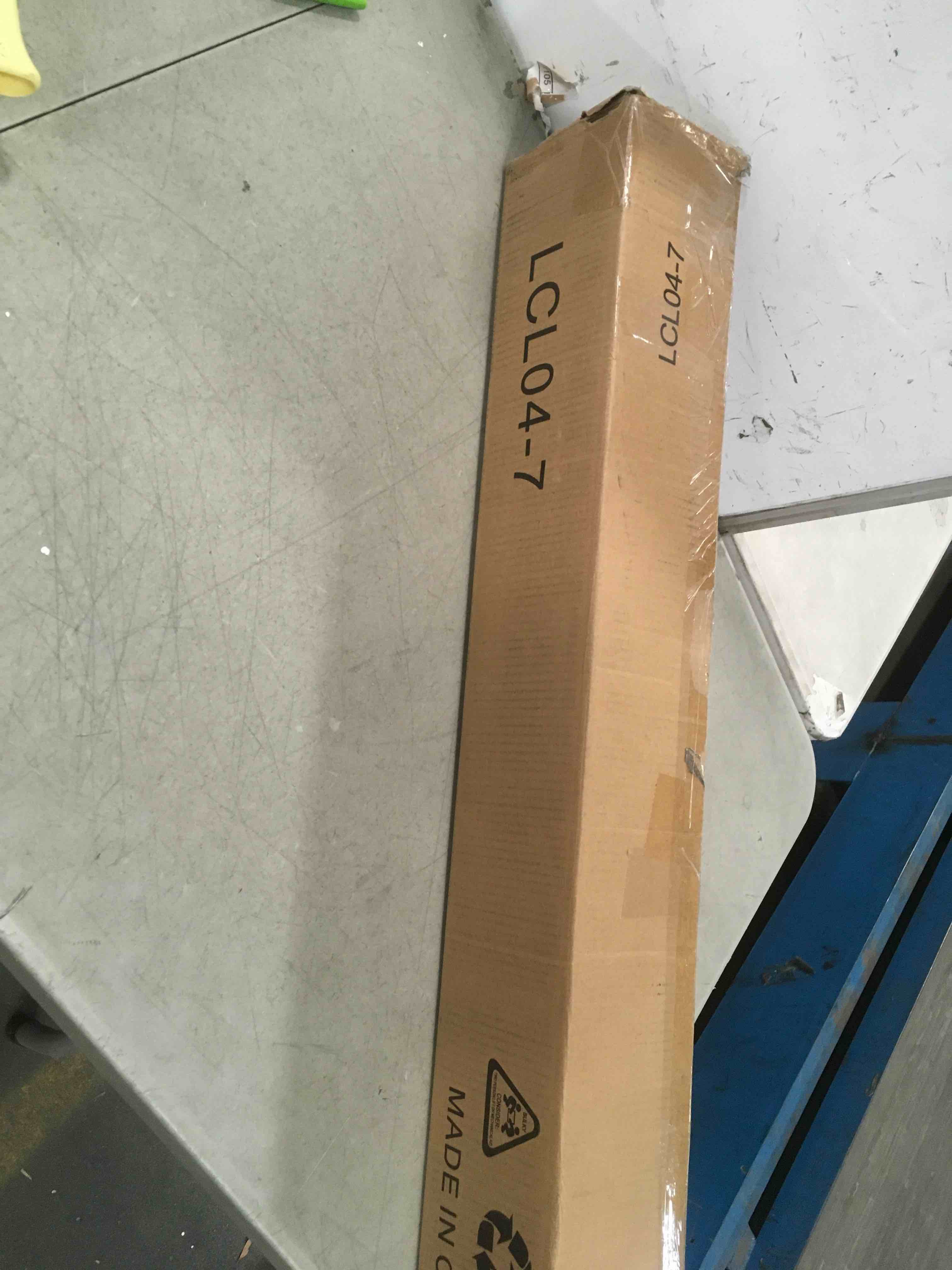 https://s3.amazonaws.com/lotting-images-prod/bidfta/YEL6311764_1711808696105.jpeg