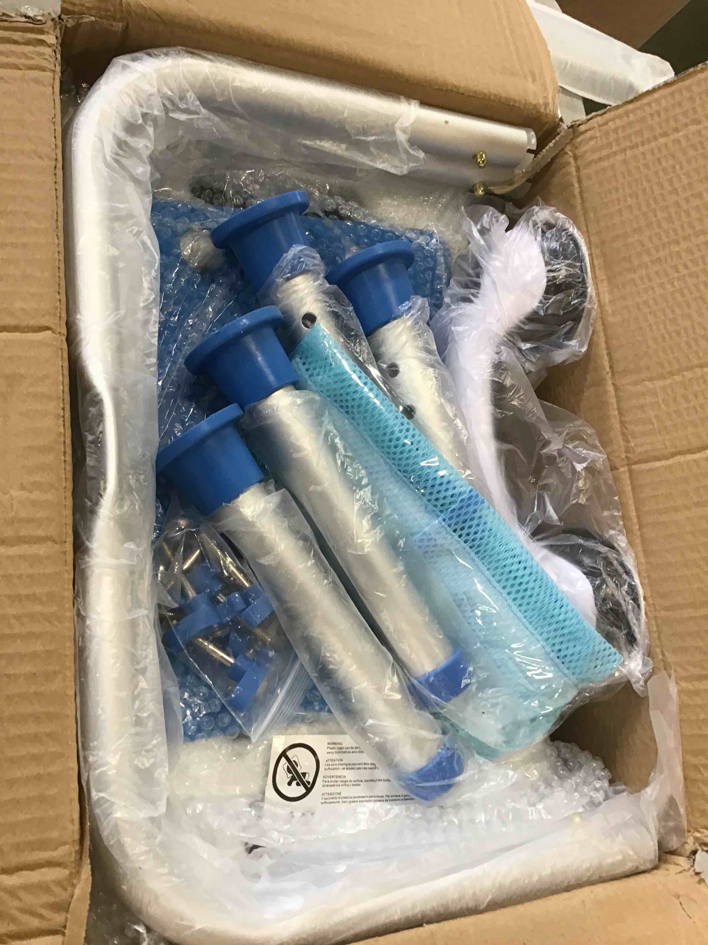 https://s3.amazonaws.com/lotting-images-prod/bidfta/YEL6313260_1713886970664.jpeg