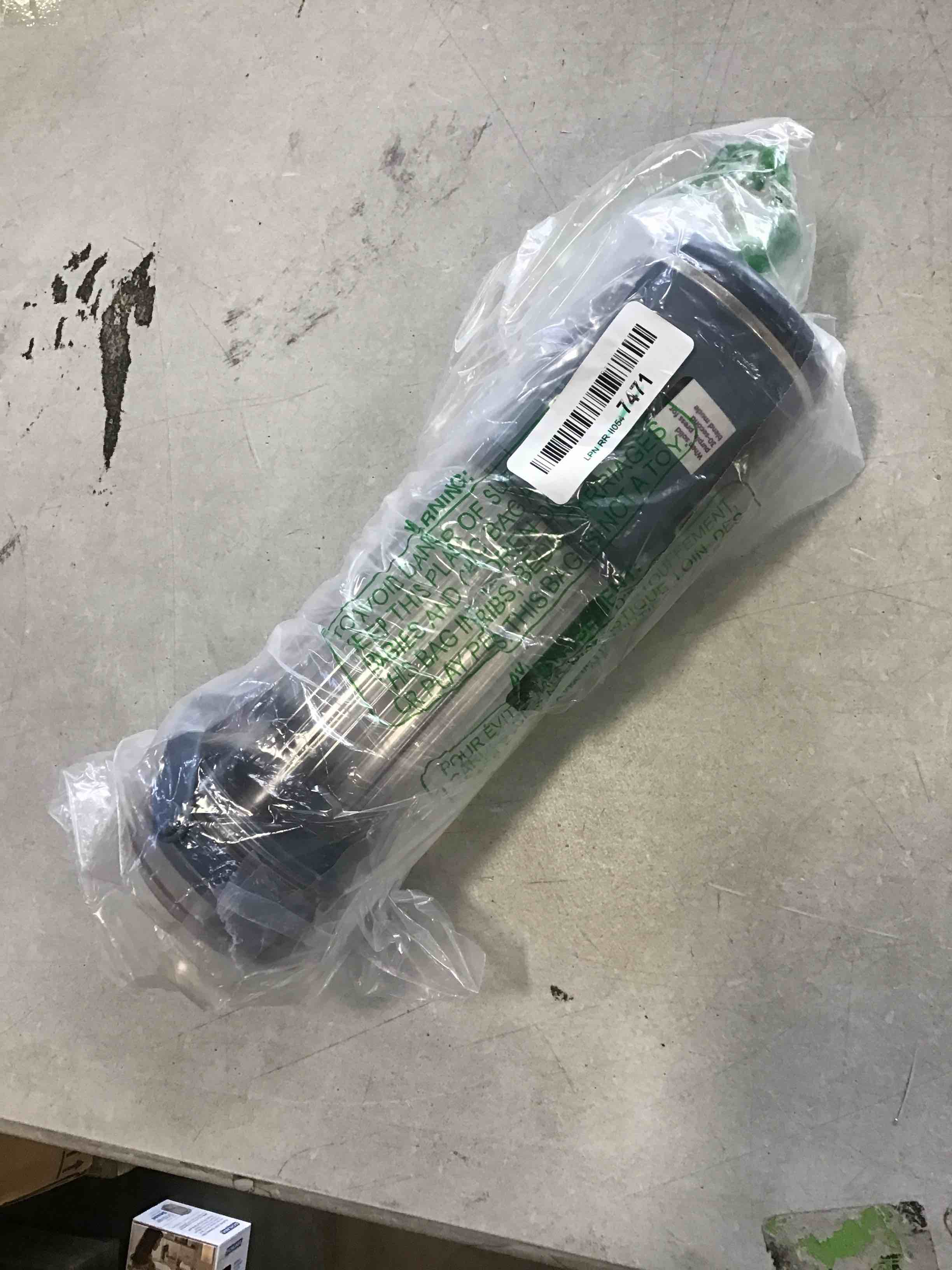 https://s3.amazonaws.com/lotting-images-prod/bidfta/YEL6313375_1713966422295.jpeg