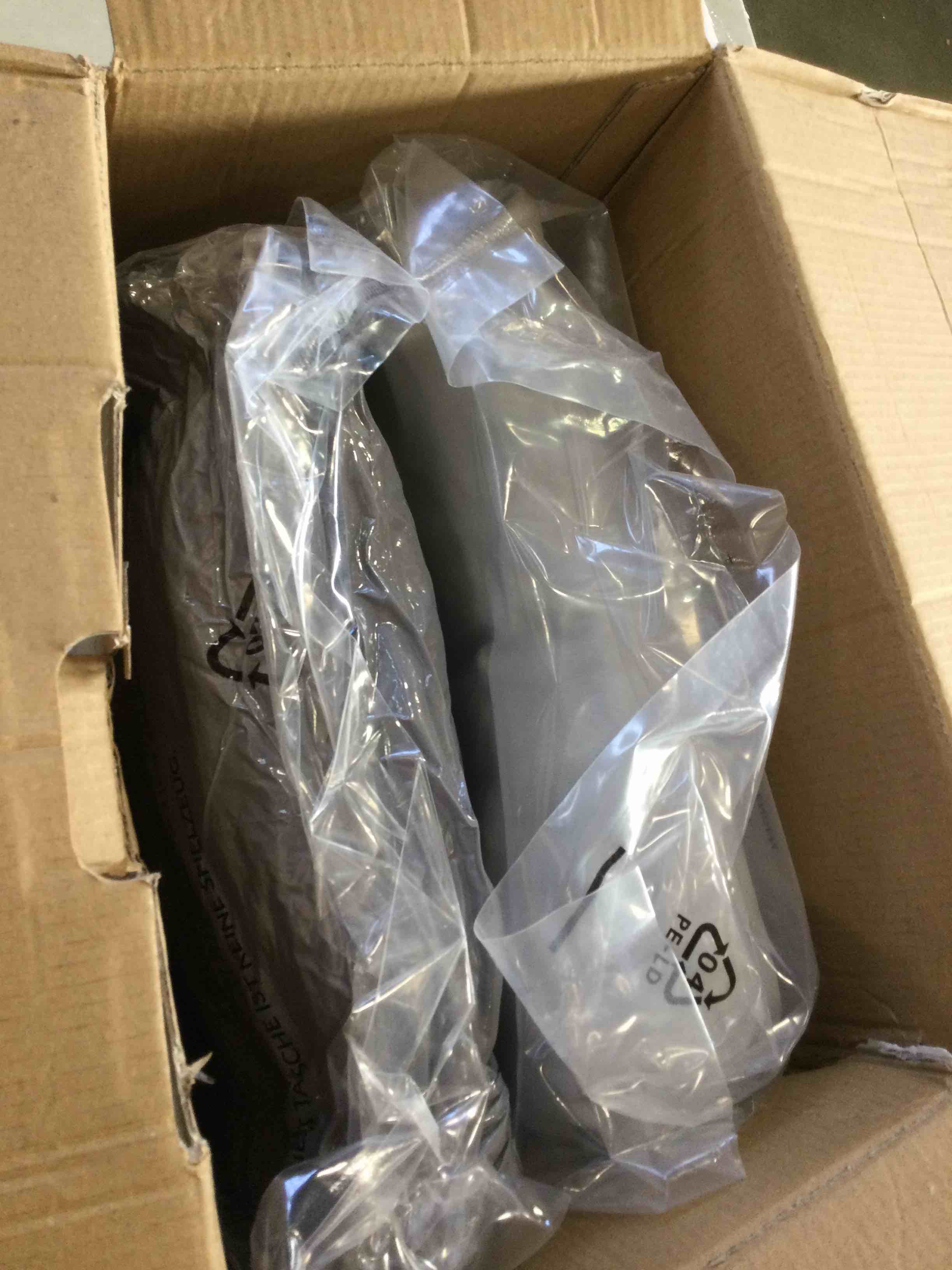 https://s3.amazonaws.com/lotting-images-prod/bidfta/YEL6313889_1714134216516.jpeg