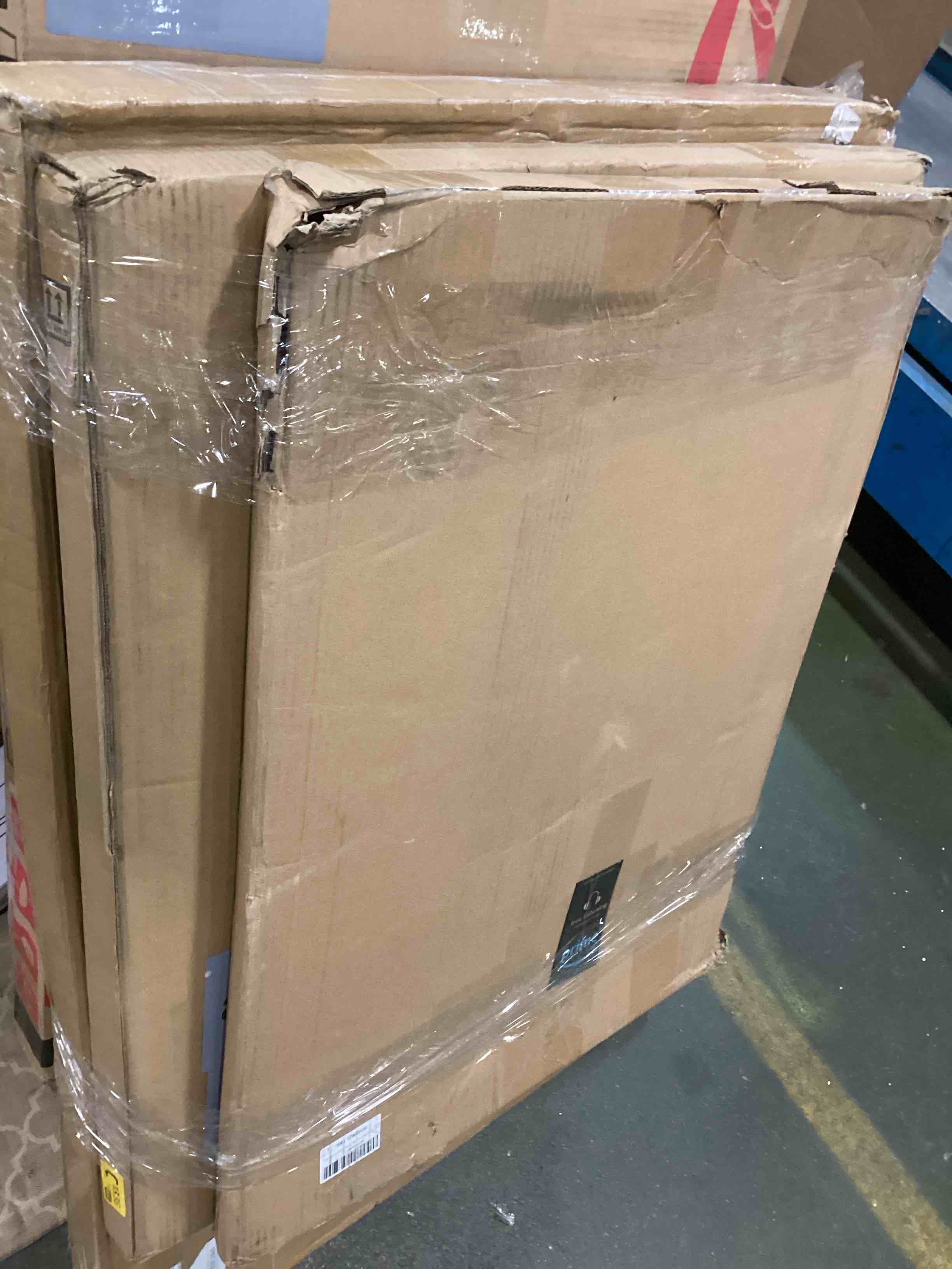 https://s3.amazonaws.com/lotting-images-prod/bidfta/YEL6315140_1712066038470.jpeg