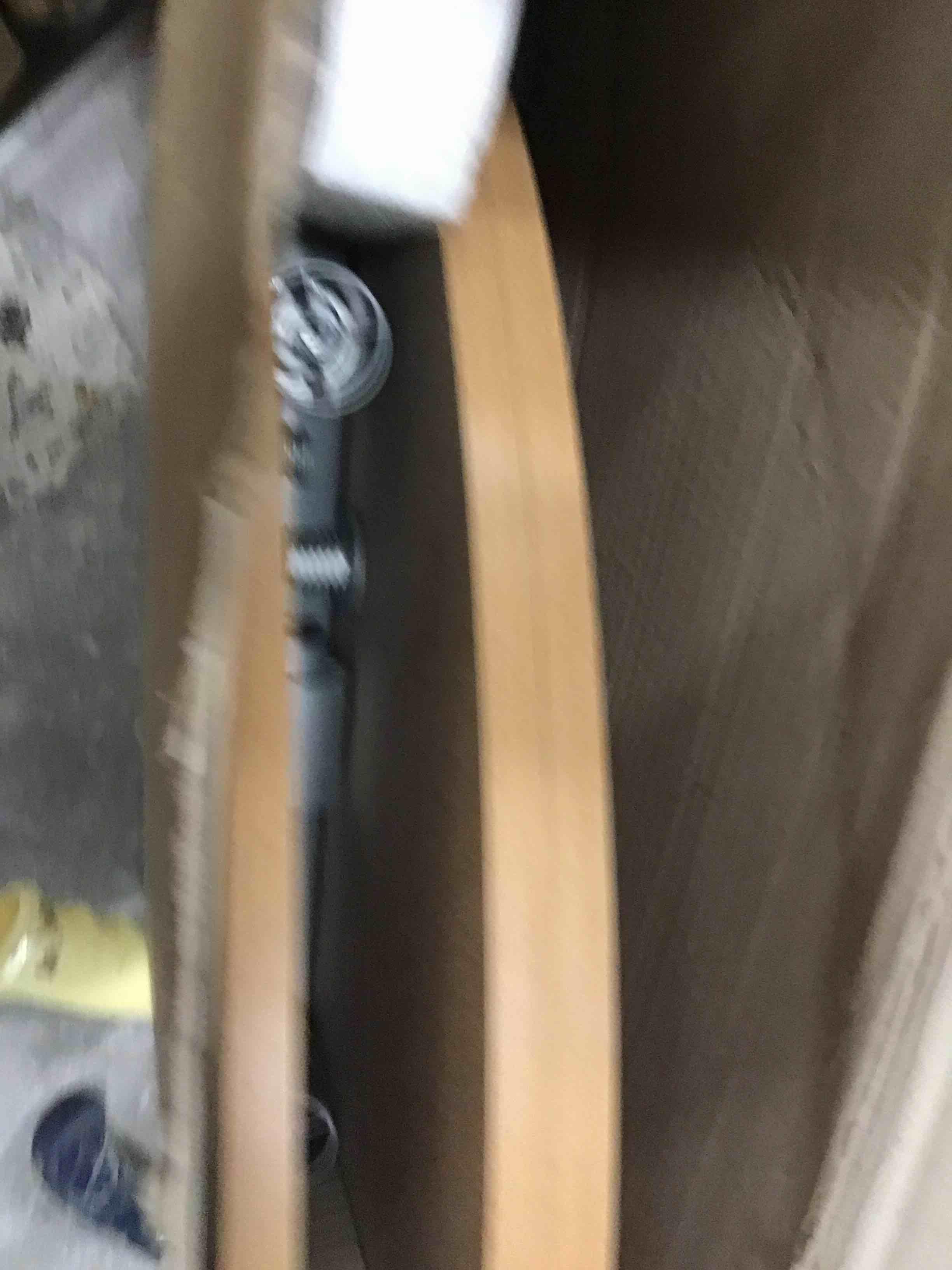 https://s3.amazonaws.com/lotting-images-prod/bidfta/YEL6315703_1711387615086.jpeg