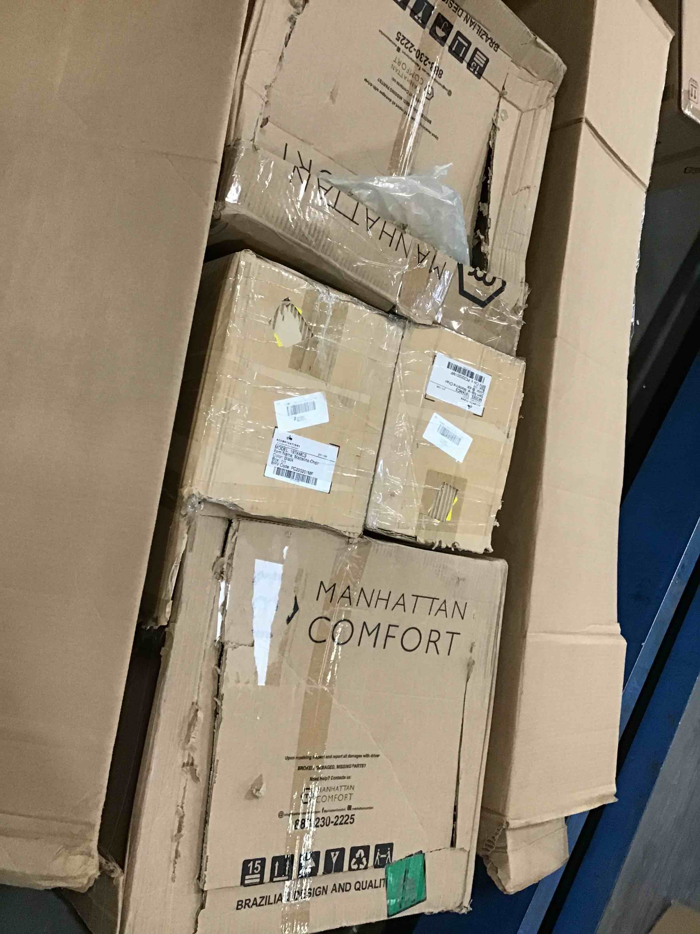 https://s3.amazonaws.com/lotting-images-prod/bidfta/YEL6315920_1711465487924.jpeg