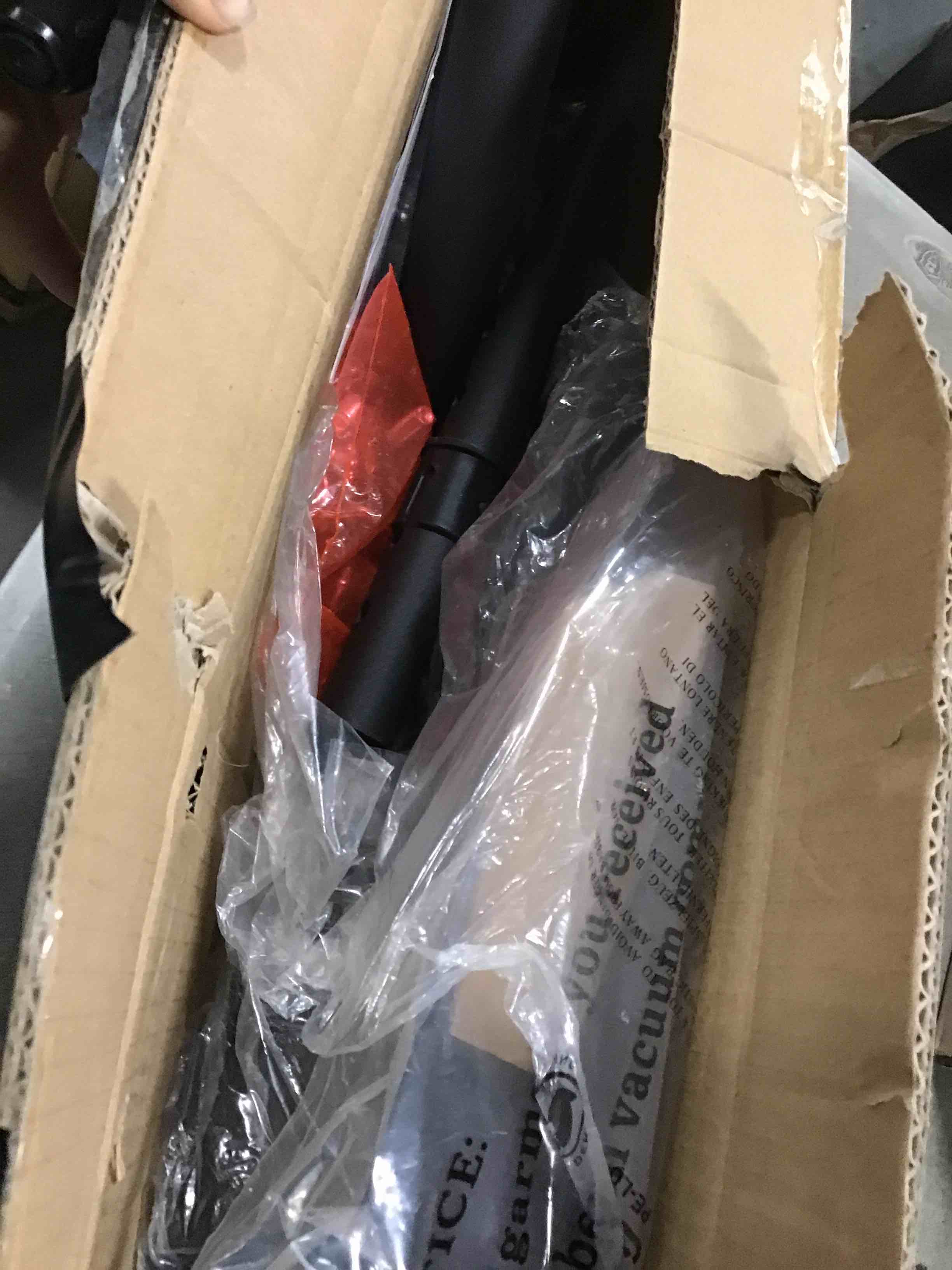 https://s3.amazonaws.com/lotting-images-prod/bidfta/YEL6316313_1711556431357.jpeg