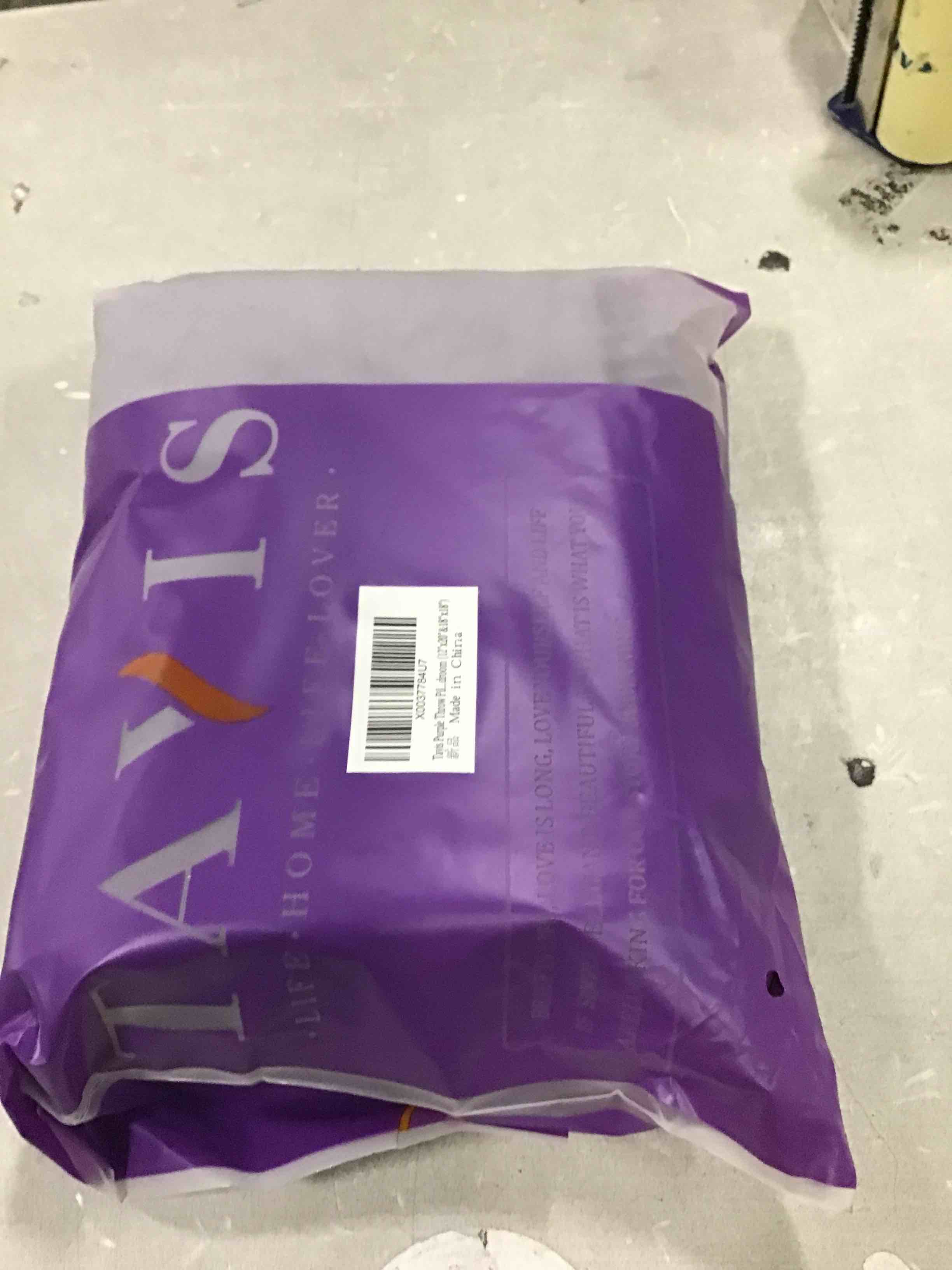 https://s3.amazonaws.com/lotting-images-prod/bidfta/YEL6318602_1712057788150.jpeg