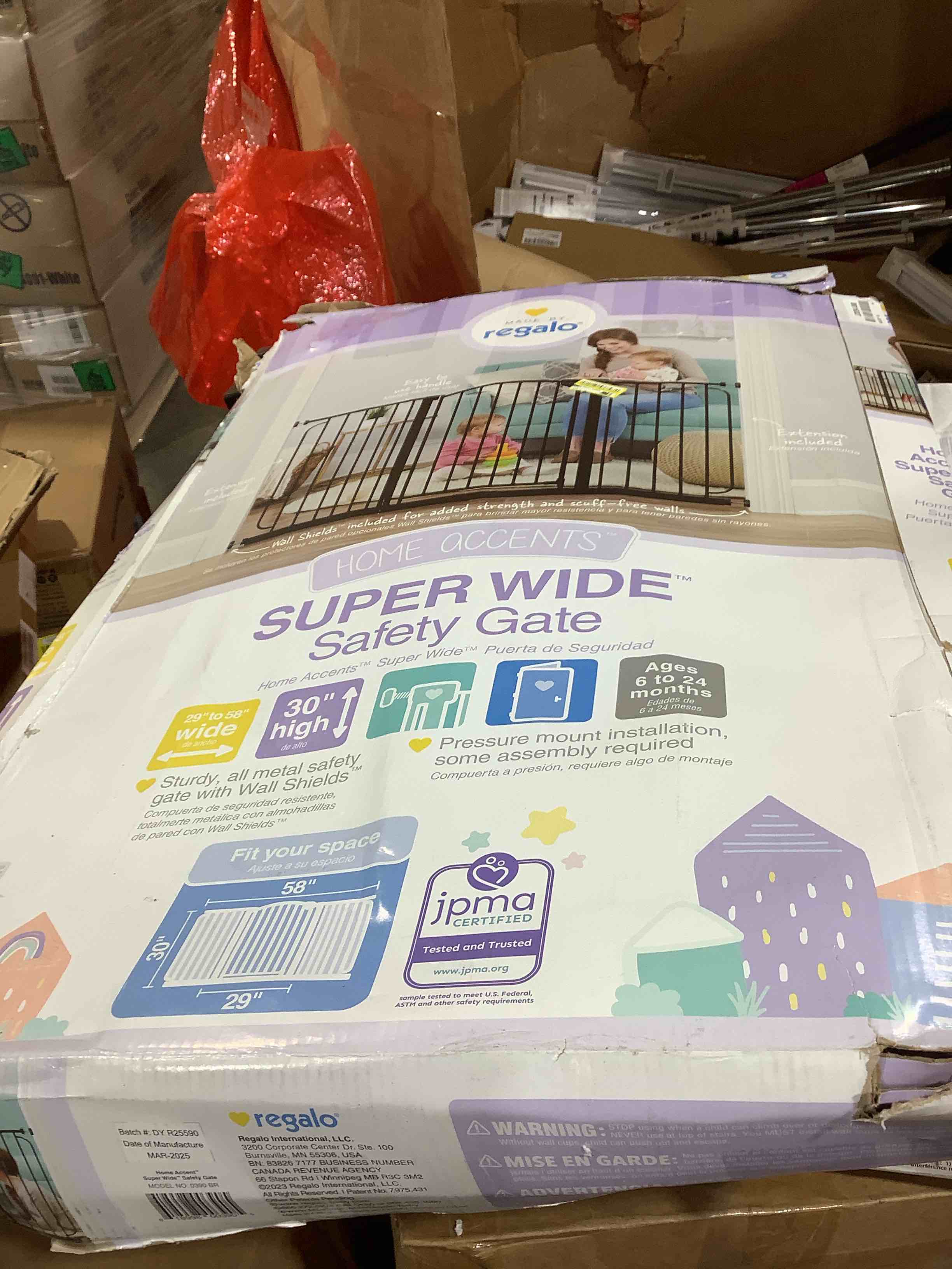 Condition photo showing Good Condition for Regalo Home Accents Super Wide Safety Gate