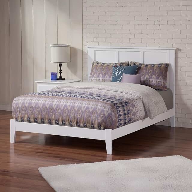 ***SEE DESCRIPTION *** Madison Solid Wood White Platform Bed