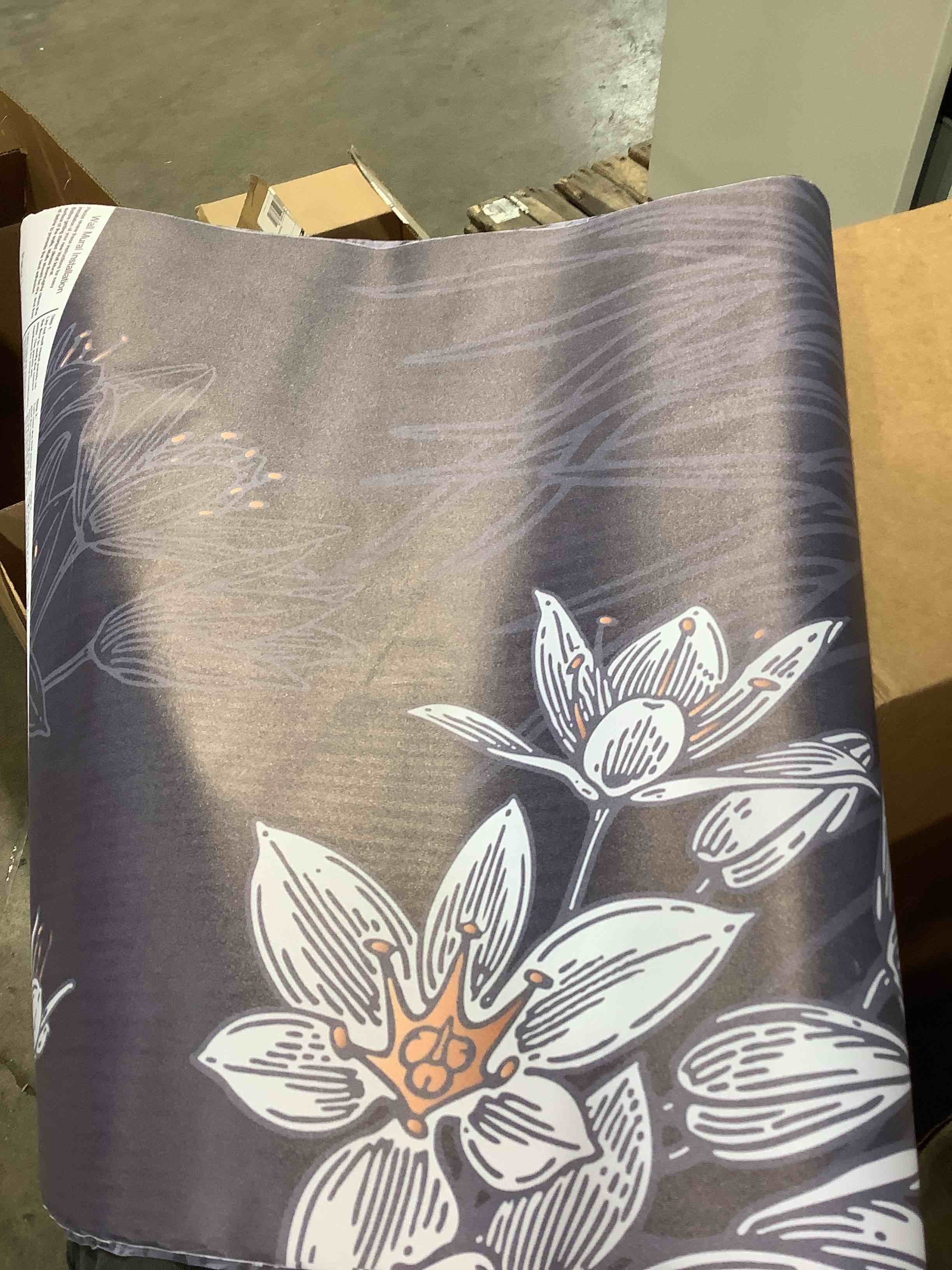 Condition photo showing New/Like New for peel and stick canvas wallpaper wall mural cute wildflowers butterfli 3654825581
