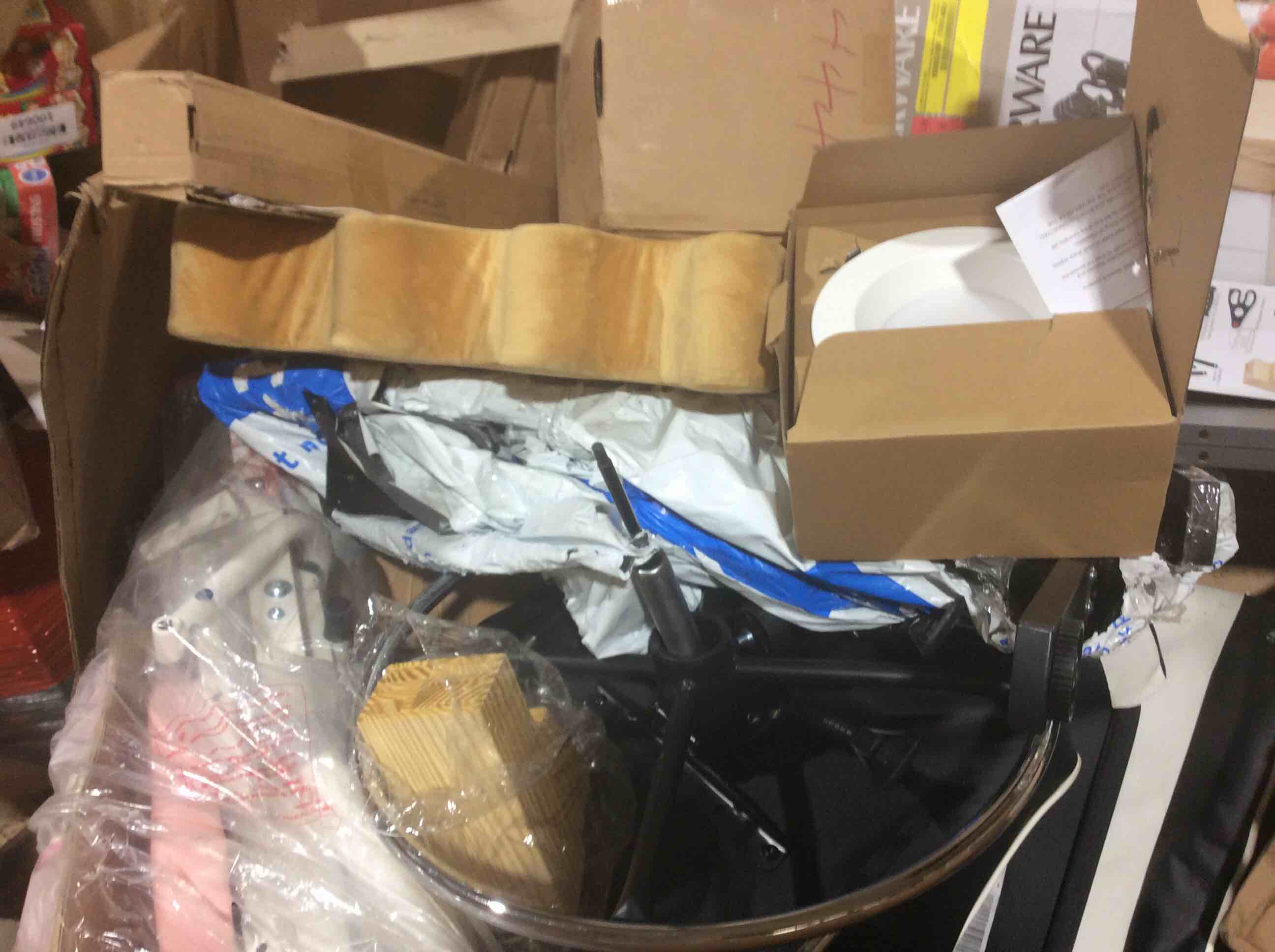 https://s3.amazonaws.com/lotting-images-prod/bidfta/YEL6324249_1780854204975.jpeg
