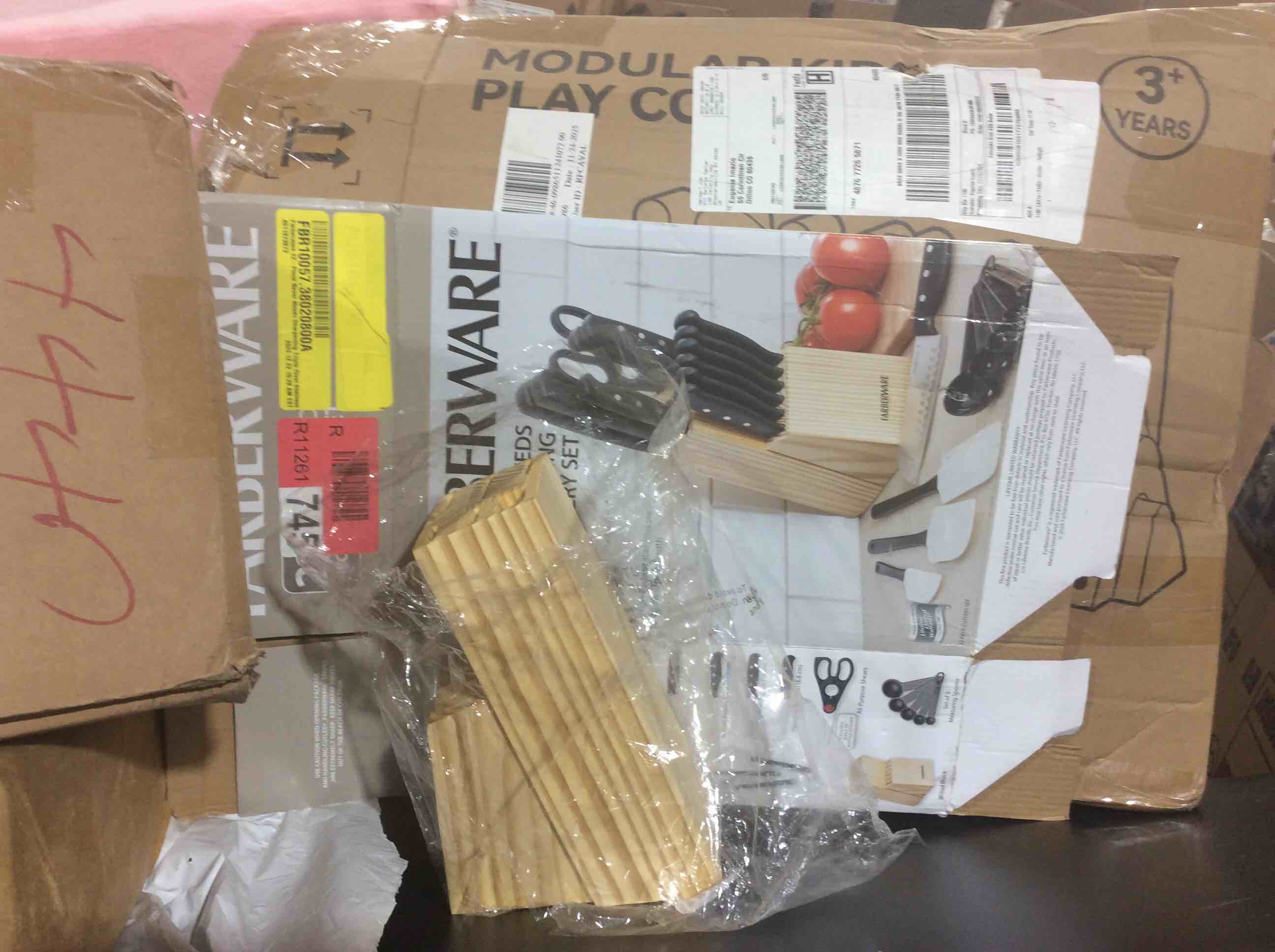 https://s3.amazonaws.com/lotting-images-prod/bidfta/YEL6324249_1780854231268.jpeg