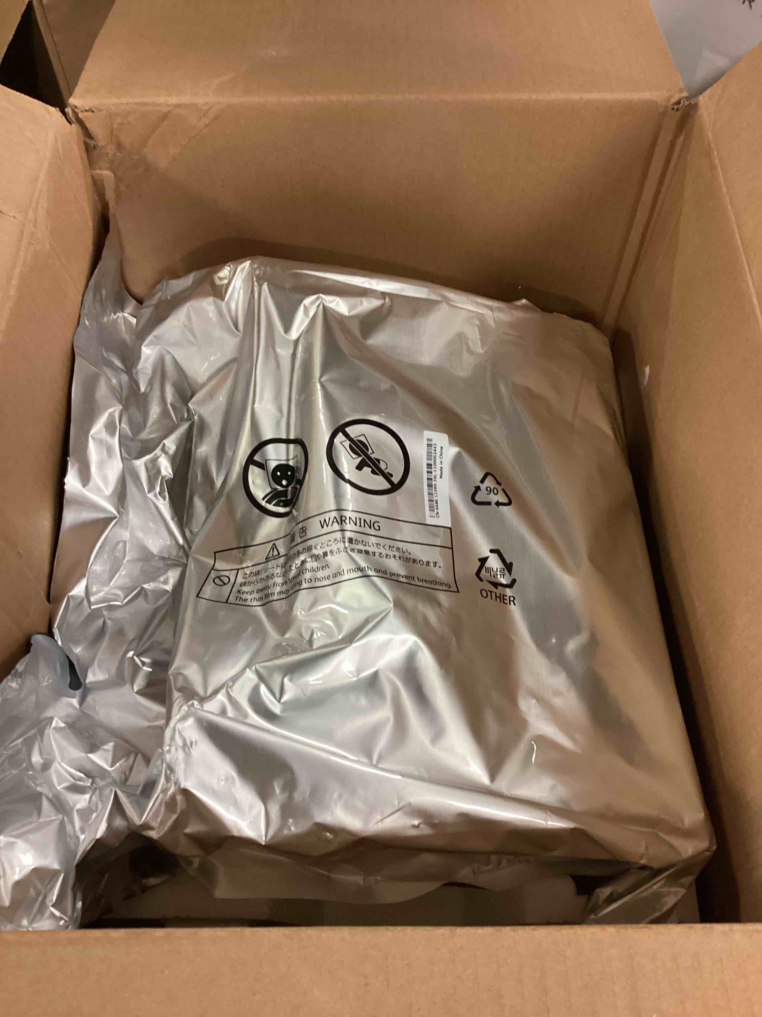 https://s3.amazonaws.com/lotting-images-prod/bidfta/YEL6324610_1712938959458.jpeg