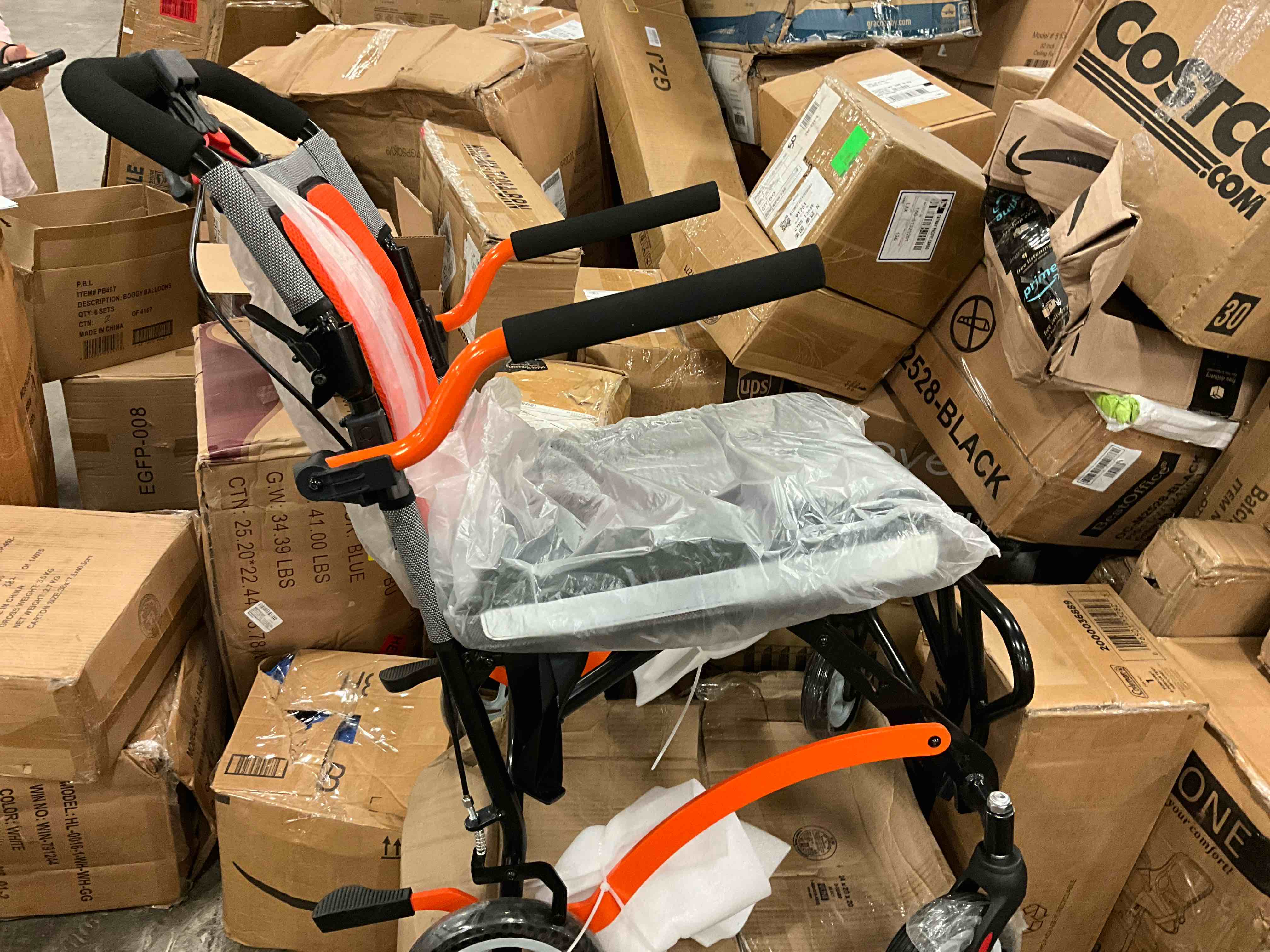 https://s3.amazonaws.com/lotting-images-prod/bidfta/YEL6326058_1717703846737.jpeg
