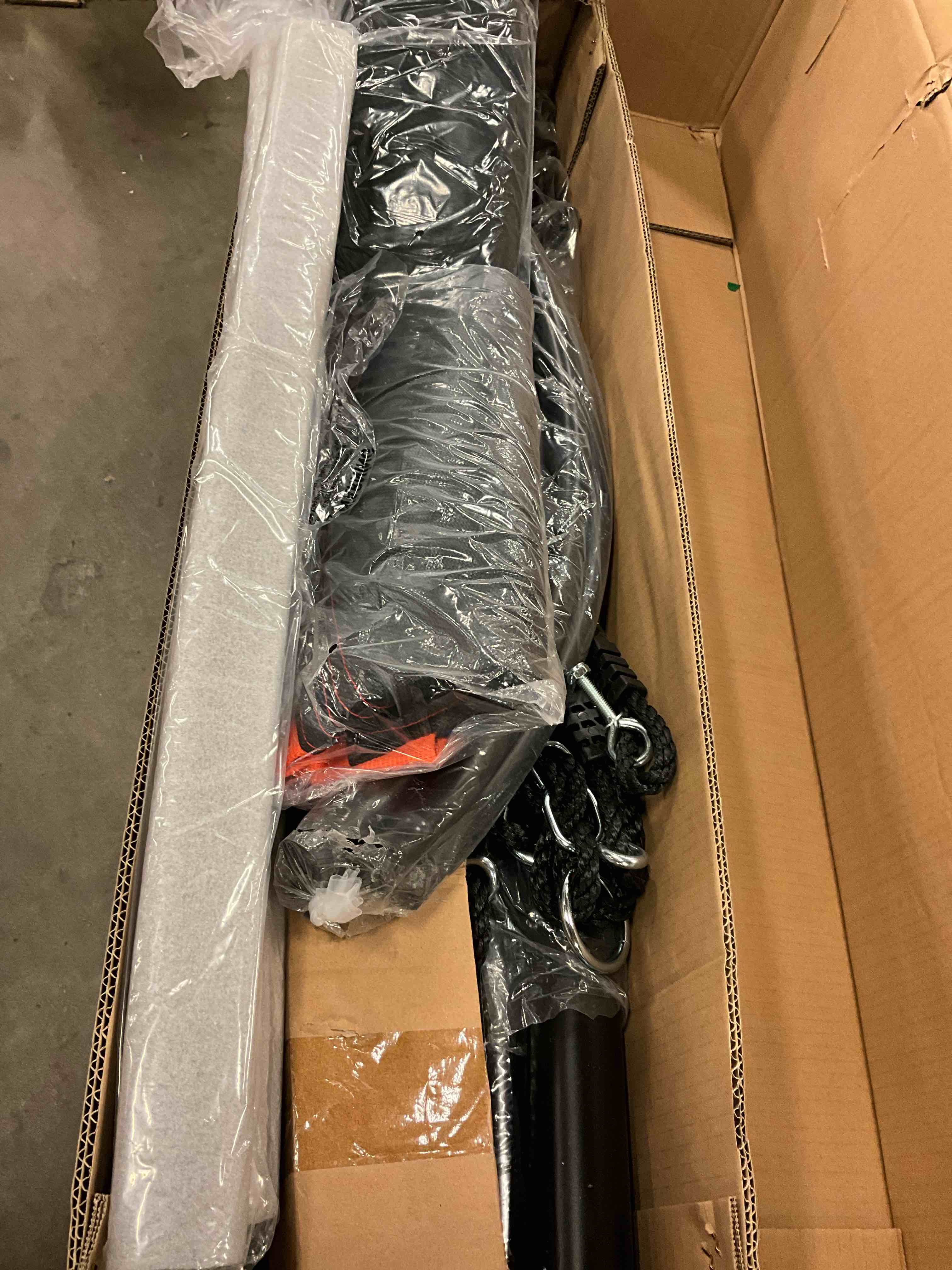 https://s3.amazonaws.com/lotting-images-prod/bidfta/YEL6326693_1718296746202.jpeg