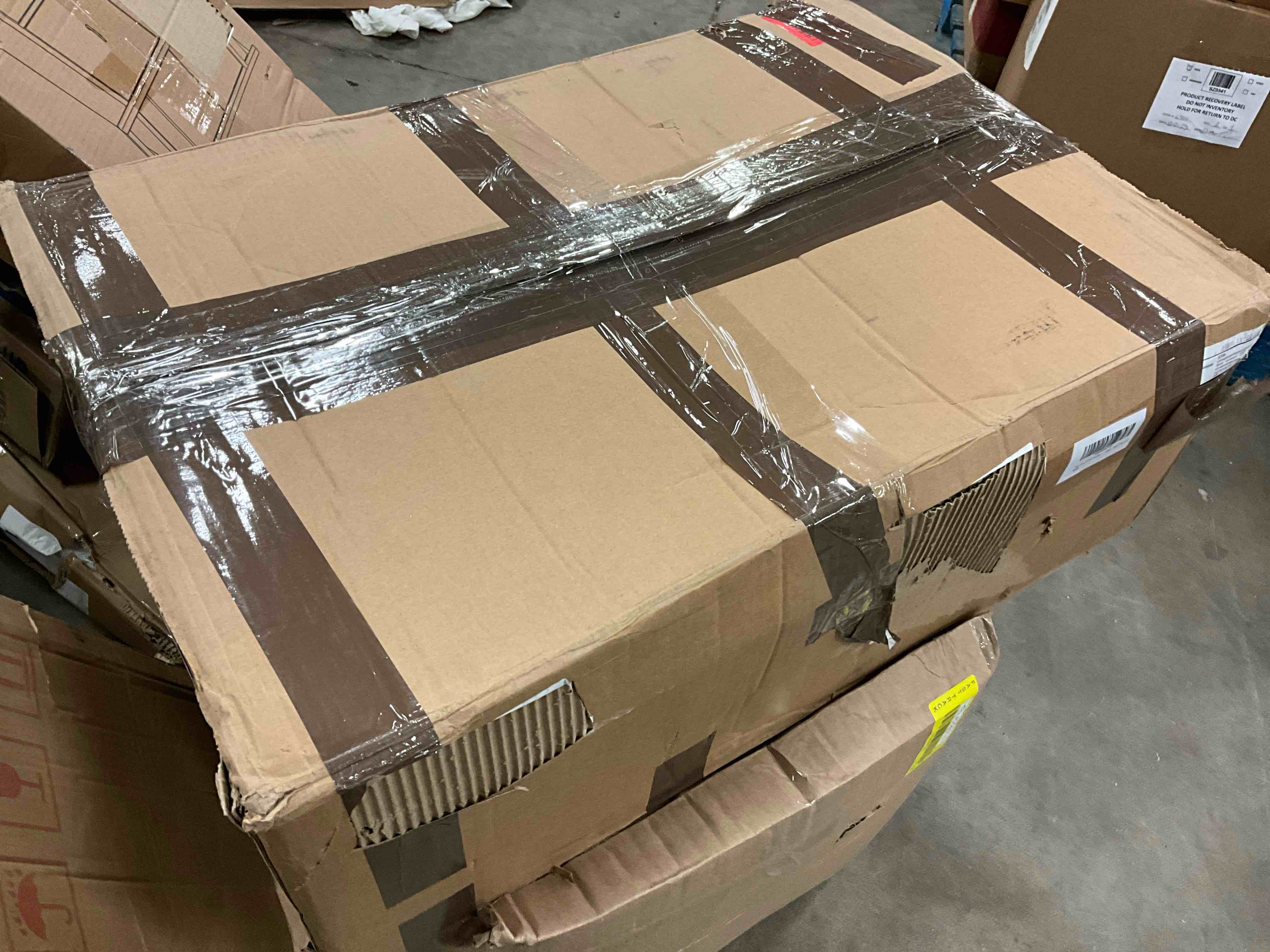 https://s3.amazonaws.com/lotting-images-prod/bidfta/YEL6326733_1718308044982.jpeg