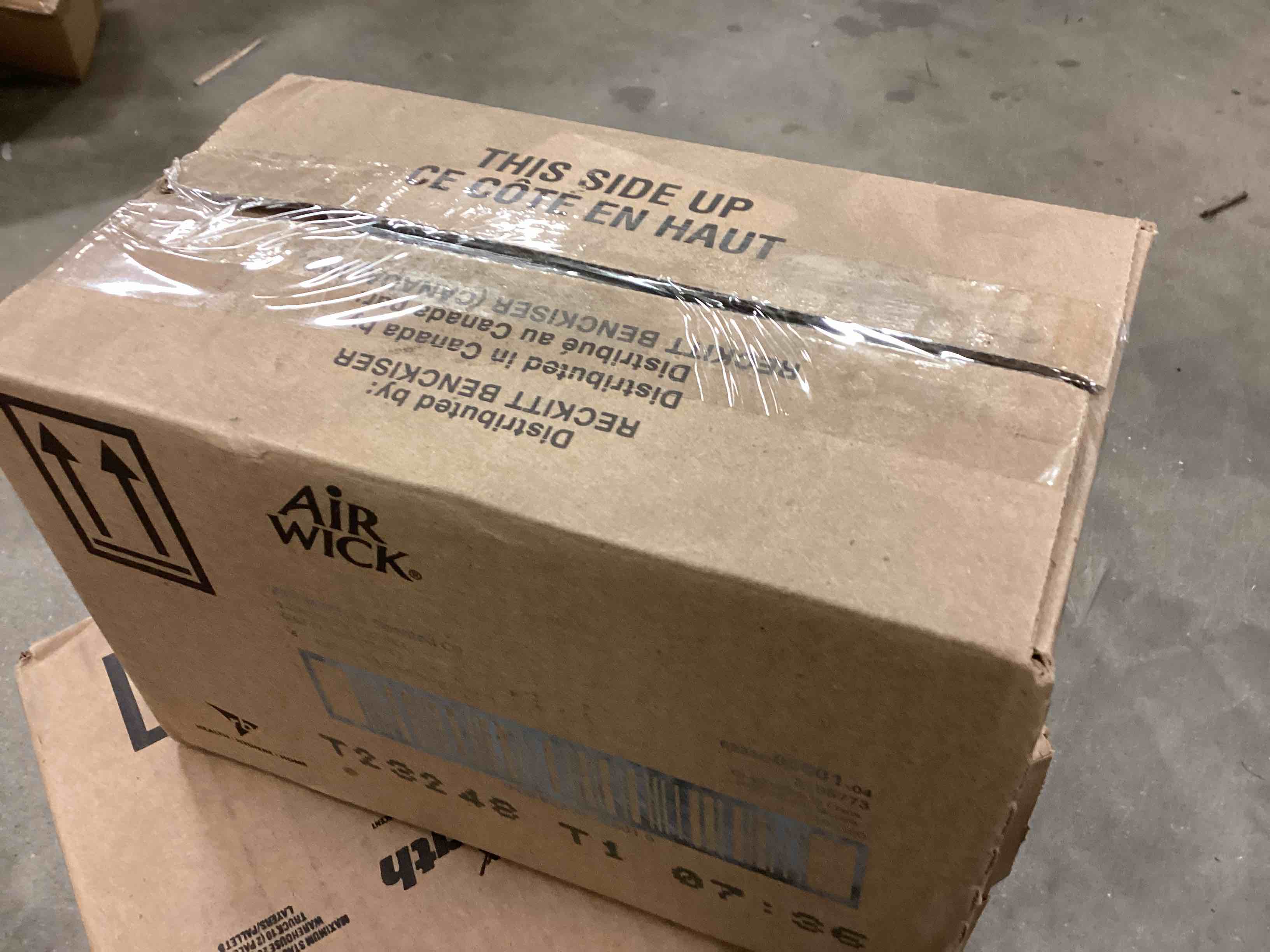 https://s3.amazonaws.com/lotting-images-prod/bidfta/YEL6327585_1717521403358.jpeg