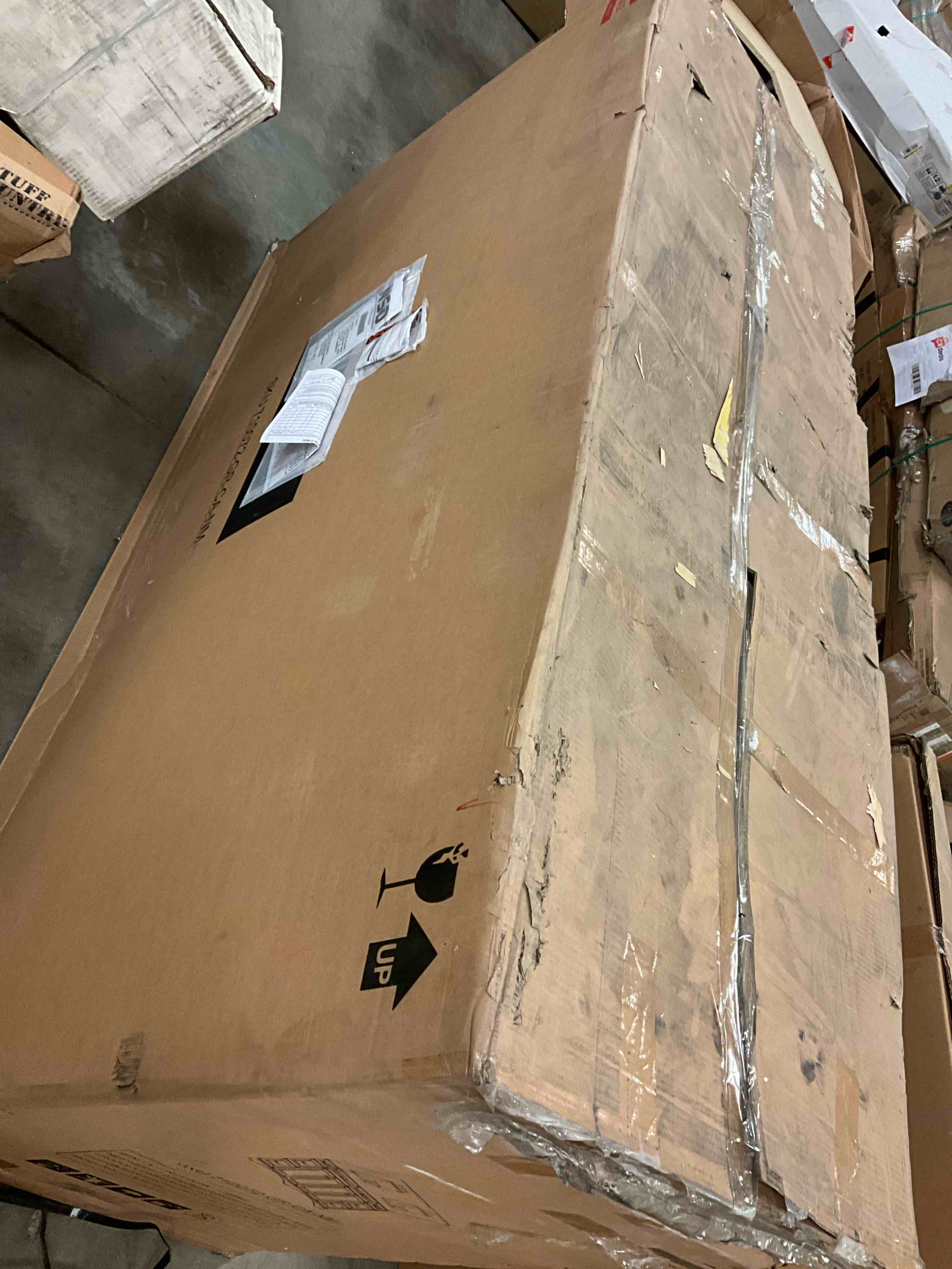 https://s3.amazonaws.com/lotting-images-prod/bidfta/YEL6329816_1715094036259.jpeg