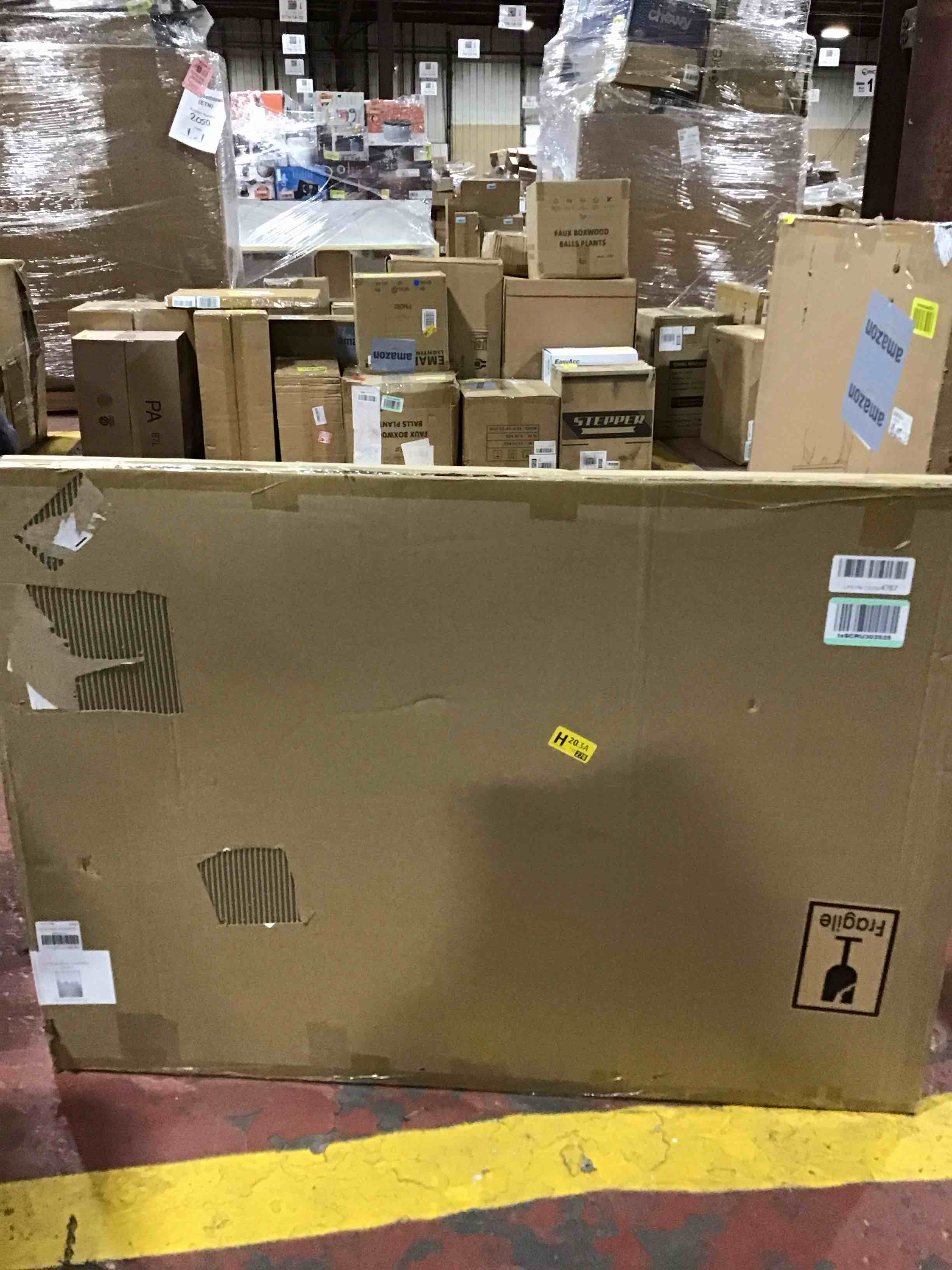https://s3.amazonaws.com/lotting-images-prod/bidfta/YEL6331994_1714740343222.jpeg