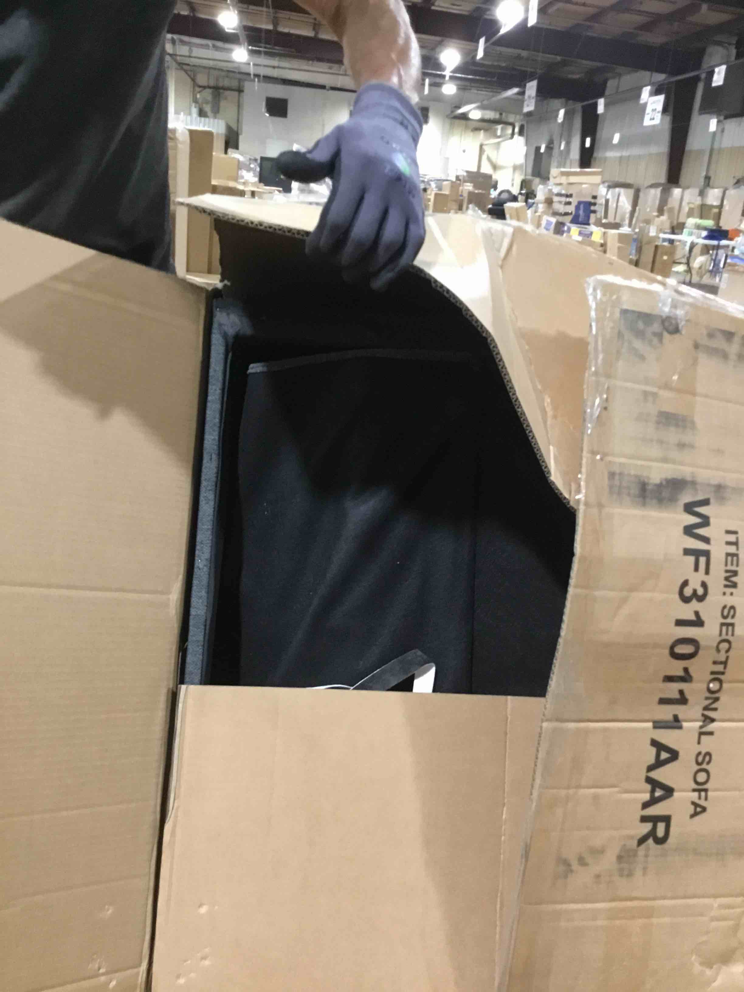 https://s3.amazonaws.com/lotting-images-prod/bidfta/YEL6332514_1715185058818.jpeg