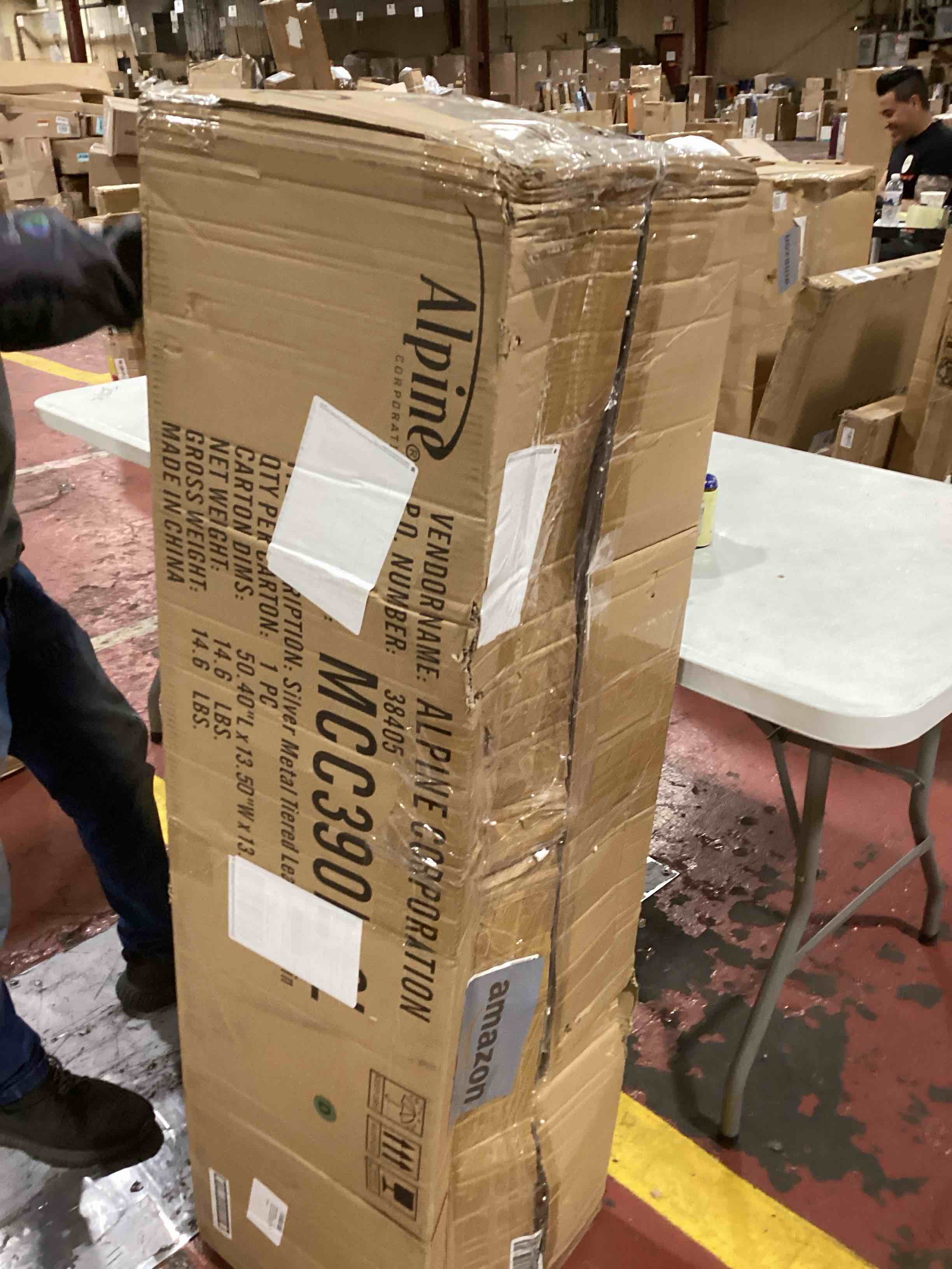 https://s3.amazonaws.com/lotting-images-prod/bidfta/YEL6332592_1715258863348.jpeg