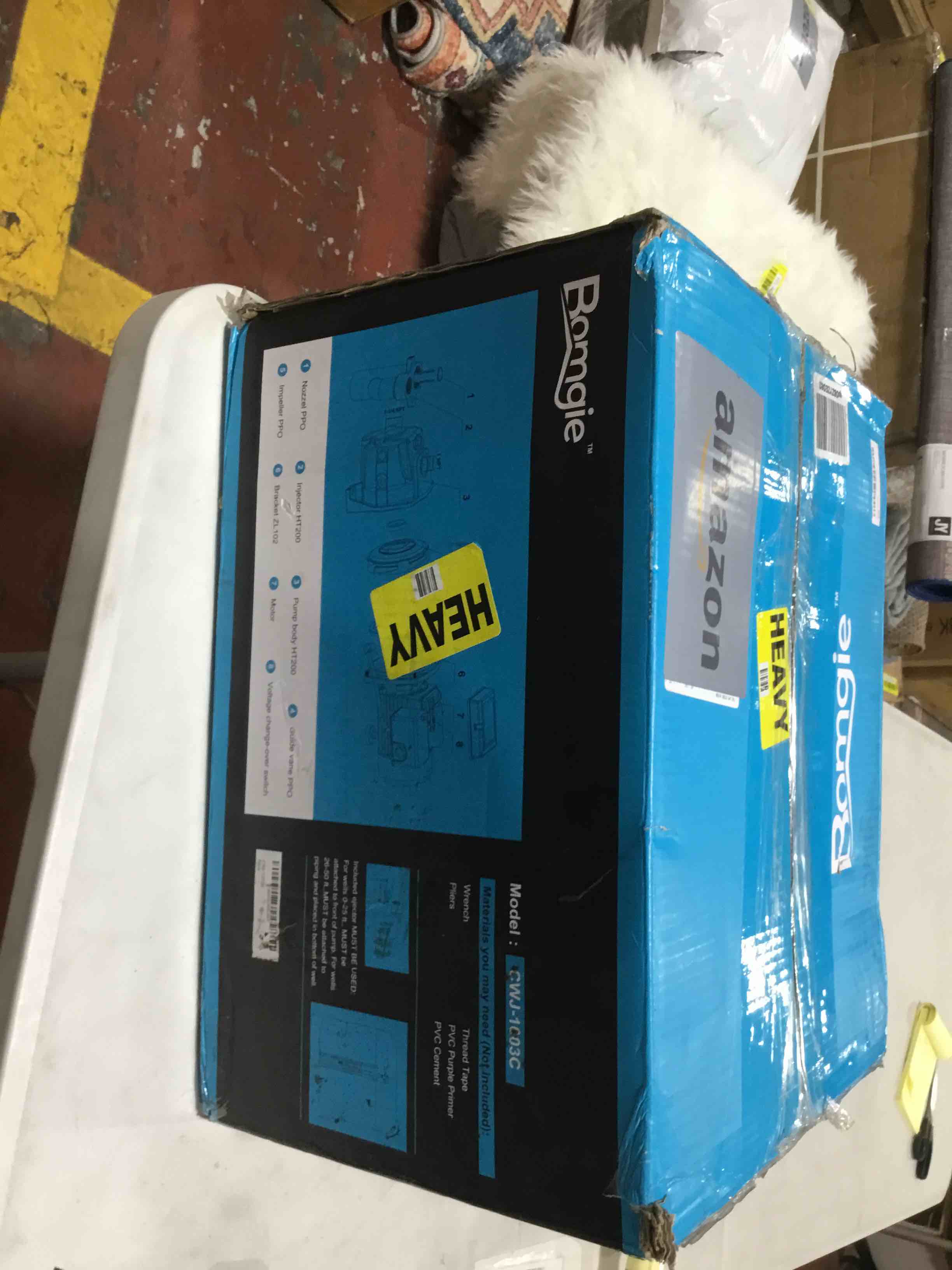 https://s3.amazonaws.com/lotting-images-prod/bidfta/YEL6332984_1715694562286.jpeg