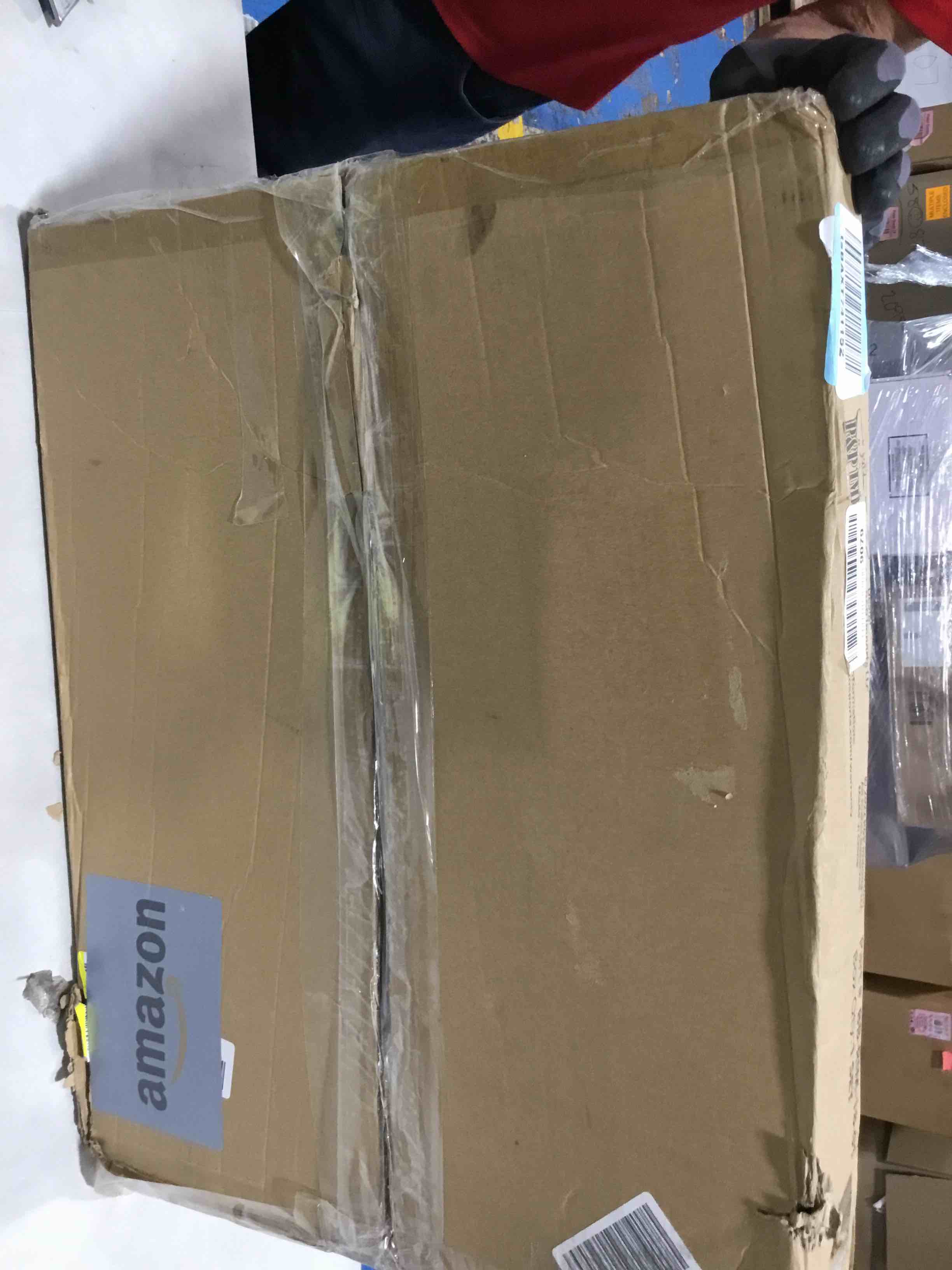 https://s3.amazonaws.com/lotting-images-prod/bidfta/YEL6333013_1715708291252.jpeg