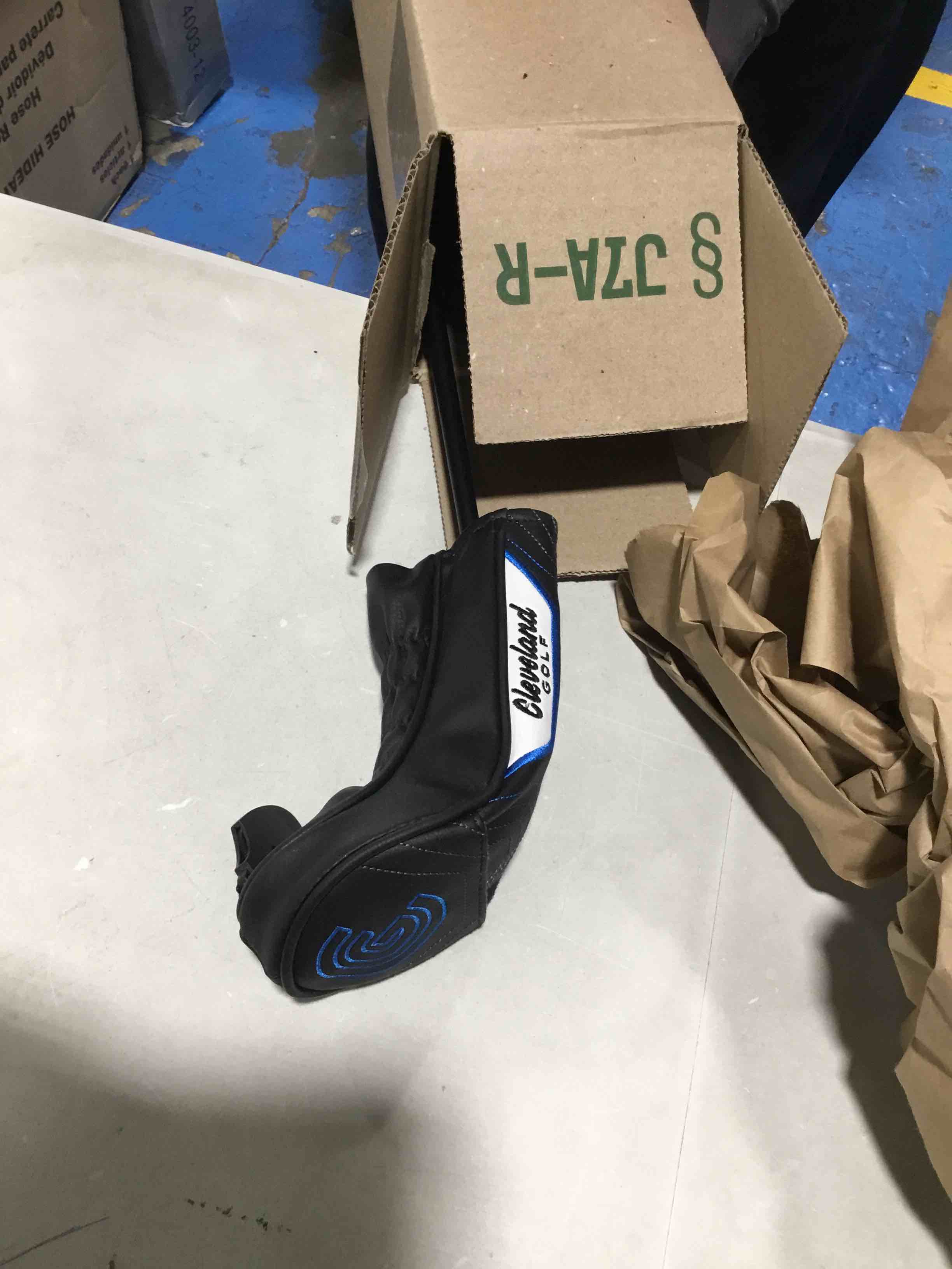 https://s3.amazonaws.com/lotting-images-prod/bidfta/YEL6333022_1715709498546.jpeg