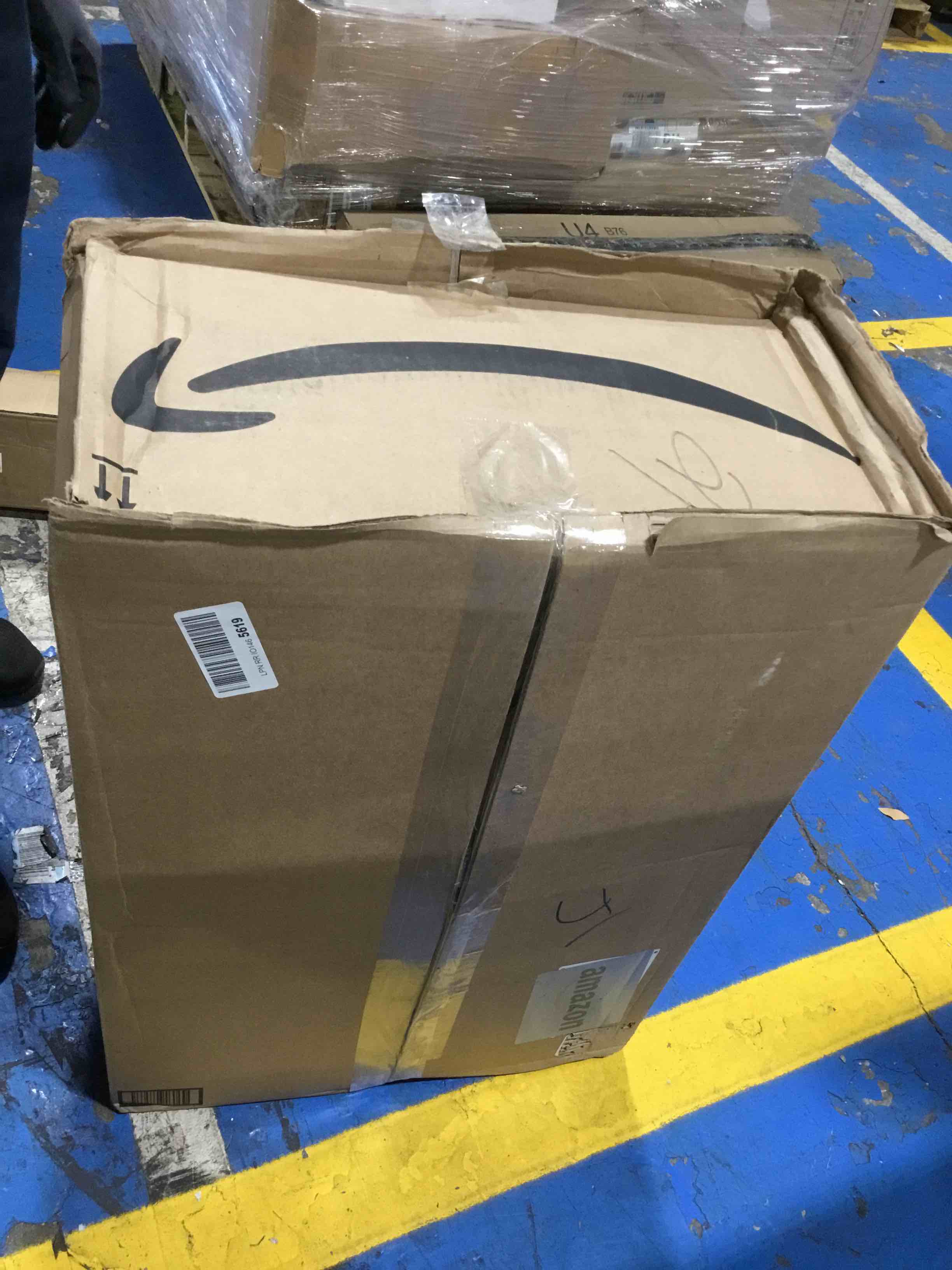 https://s3.amazonaws.com/lotting-images-prod/bidfta/YEL6333039_1715707960381.jpeg