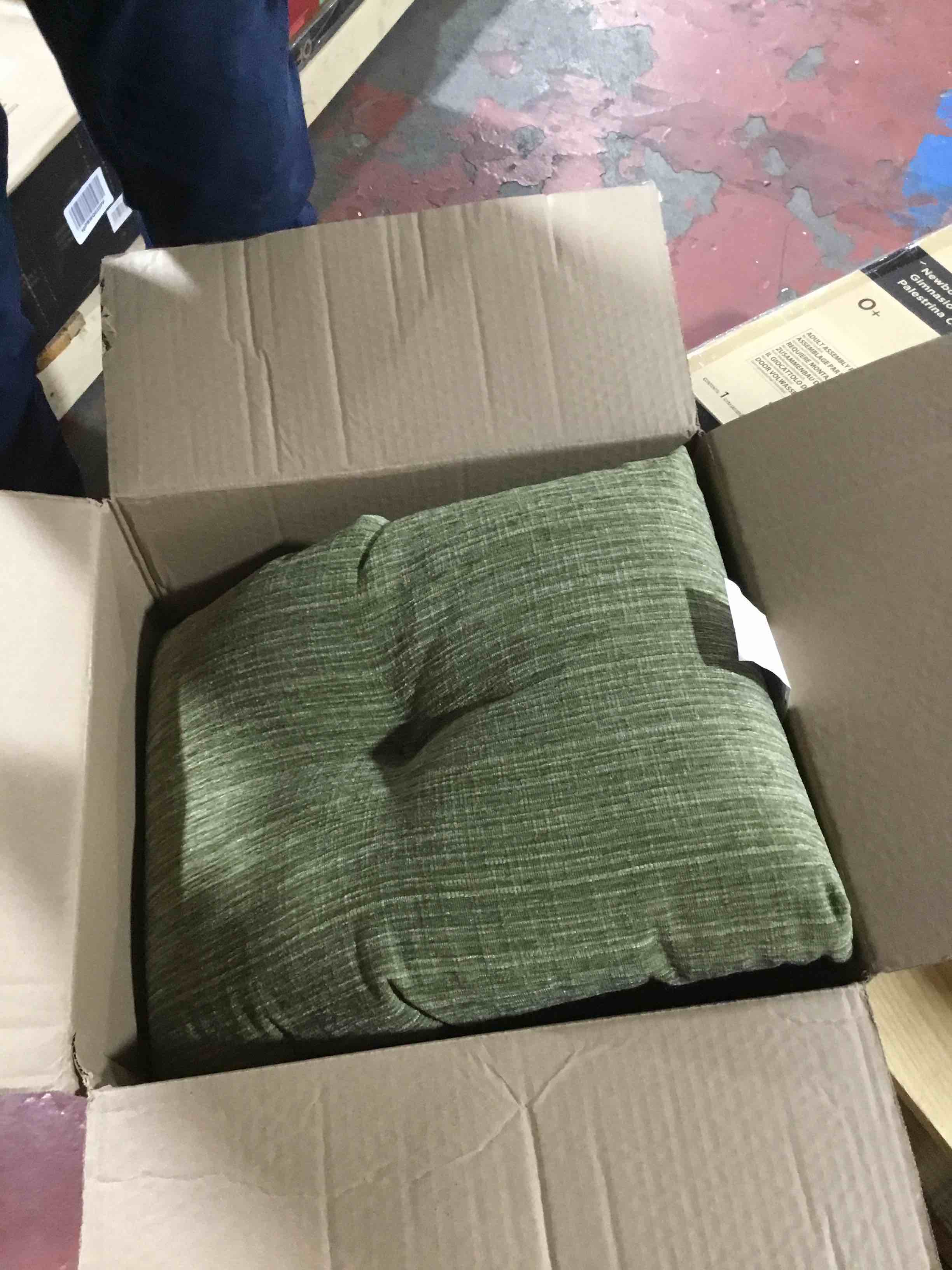 https://s3.amazonaws.com/lotting-images-prod/bidfta/YEL6333931_1712164824149.jpeg