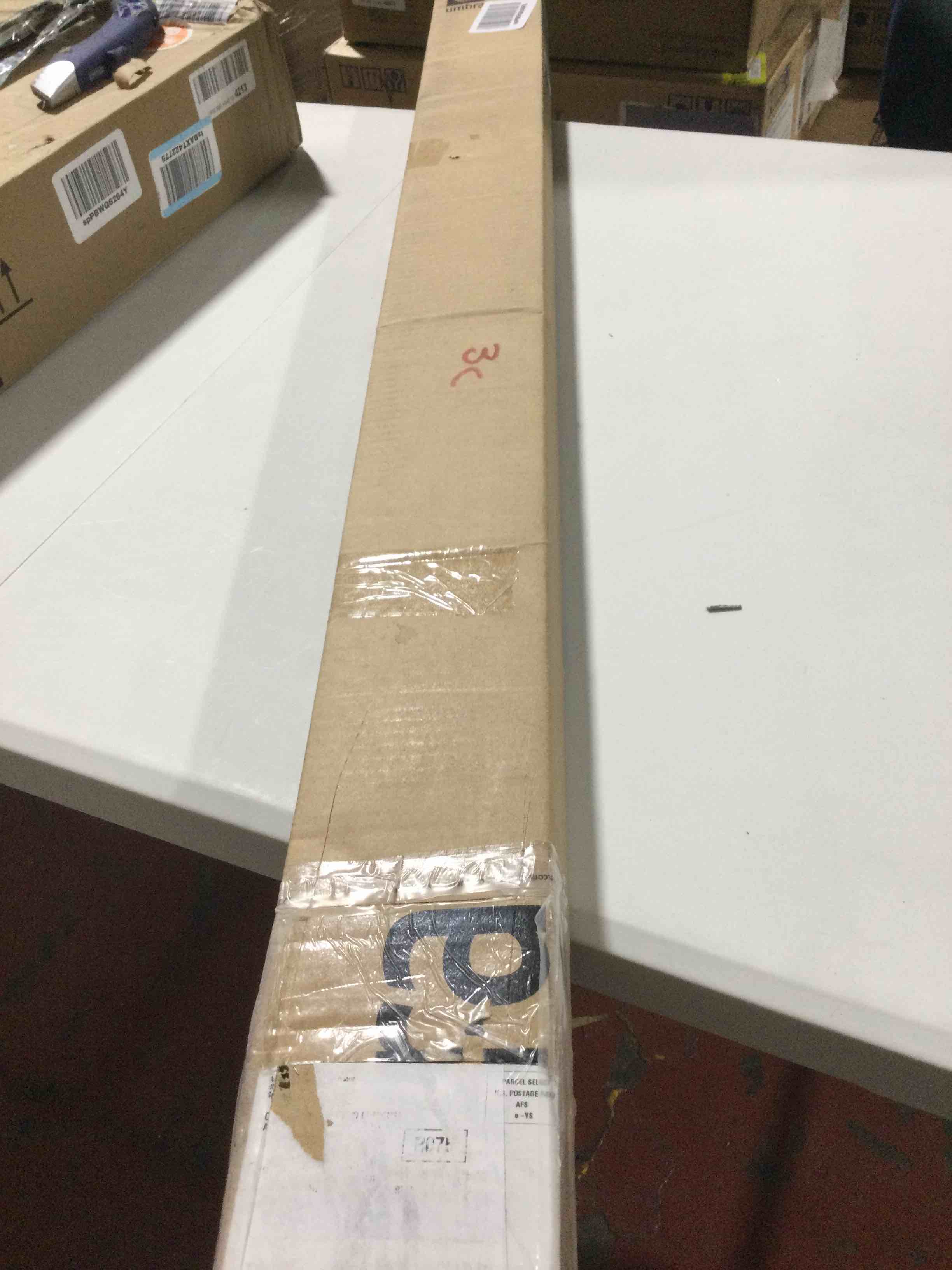 https://s3.amazonaws.com/lotting-images-prod/bidfta/YEL6333950_1712169281500.jpeg