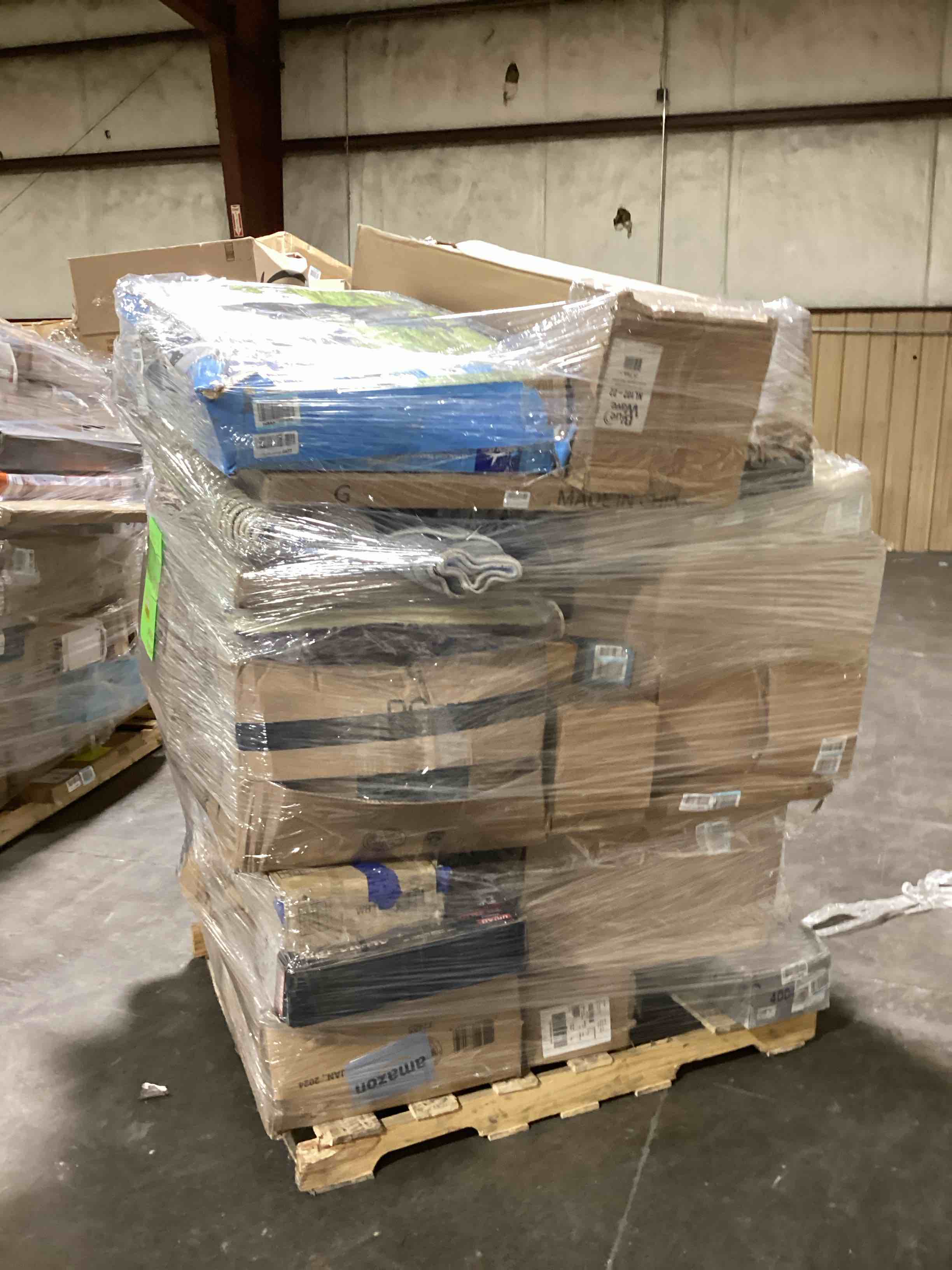 Reseller's Dream: Pallet Of Home Goods!